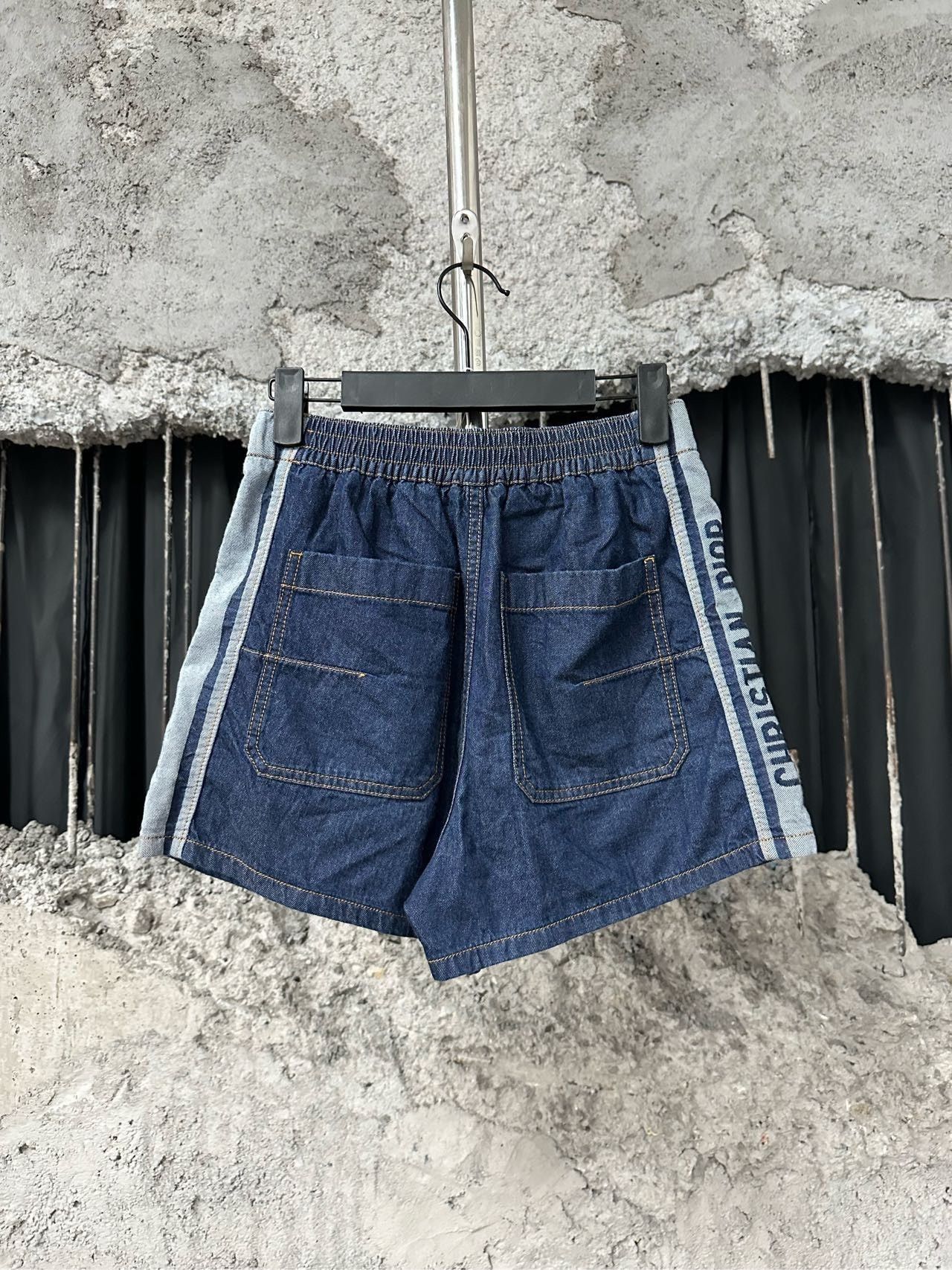Dior Dior Drawstring Denim Slogan Shorts Size US 34 / EU 50 - 2 Thumbnail