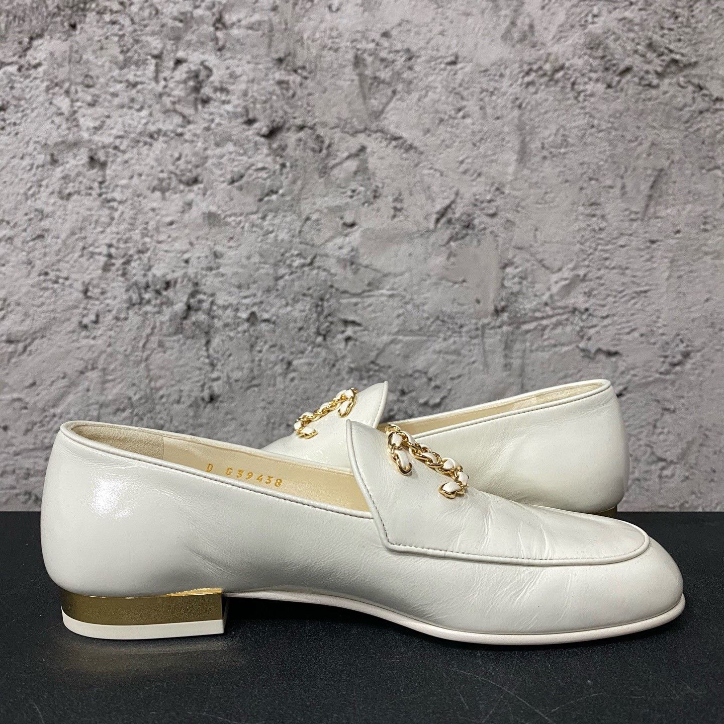 Chanel Chanel White Double C Loafers Size US 4 / IT 34 - 4 Thumbnail
