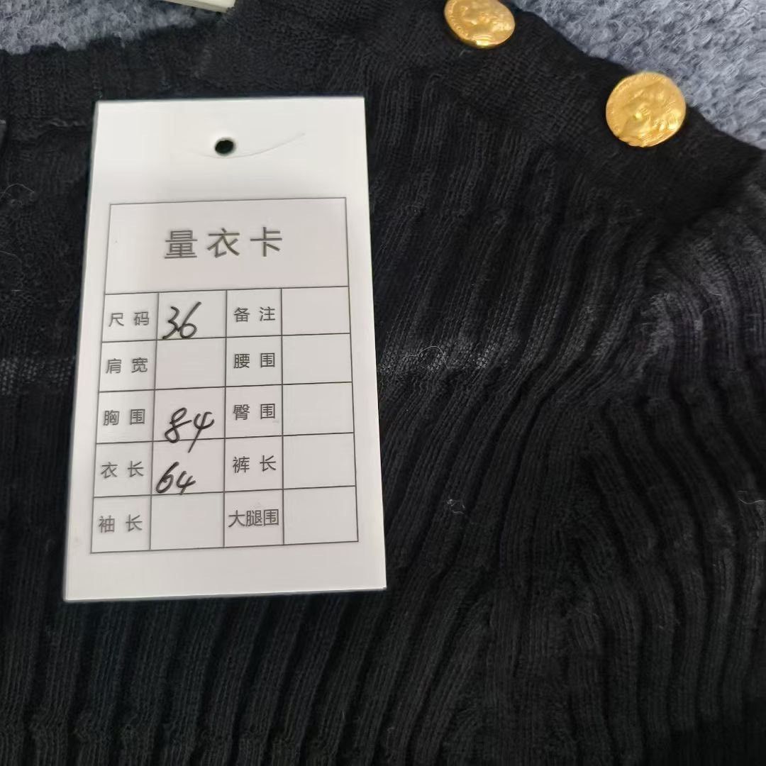 Chanel Chanel Black Gold Coin Button Wool Knit Top Size XS / US 0-2 / IT 36-38 - 6 Thumbnail