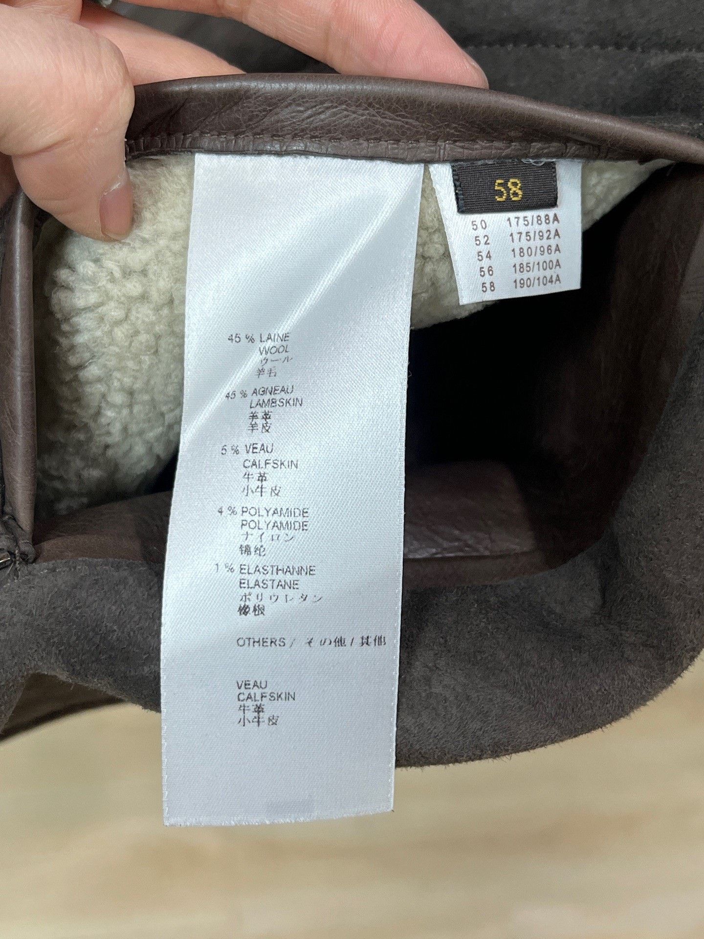 Louis Vuitton Louis Vuitton Fur Vest Size US XXL / EU 58 / 5 - 5 Thumbnail