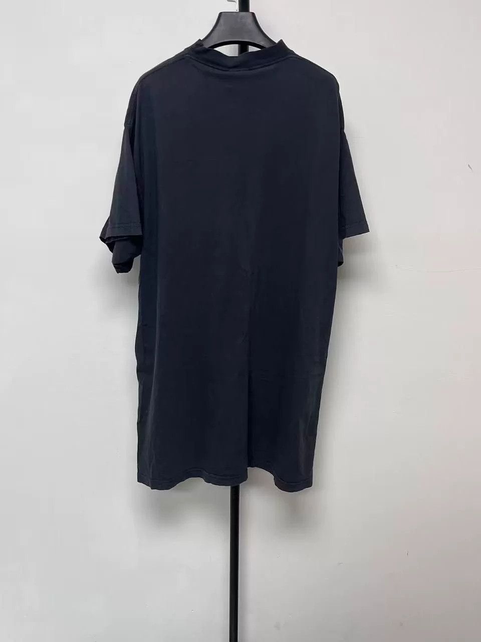 Balenciaga Balenciaga Logo Print Crewneck Casual T-Shirt Size US S / EU 44-46 / 1 - 2 Thumbnail