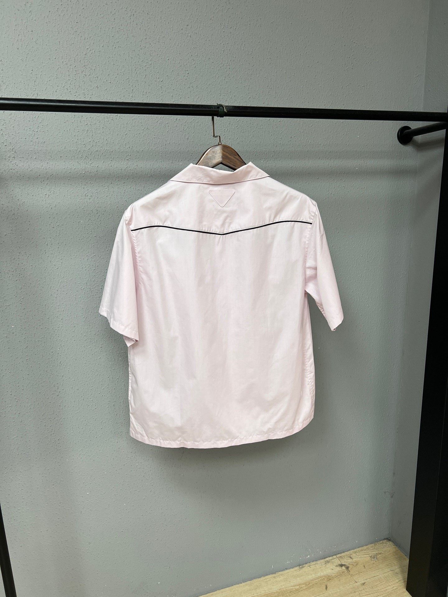 Prada Prada Pink Pocket Shirt Size L / US 10 / IT 46 - 2 Thumbnail