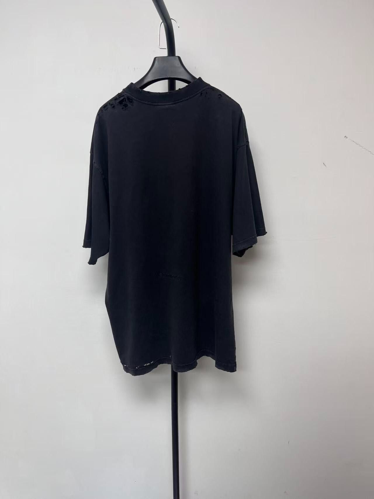 Balenciaga Balenciaga Graphic Logo Print Crewneck T-Shirt Size US M / EU 48-50 / 2 - 2 Thumbnail