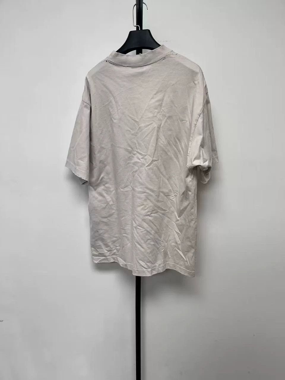 Balenciaga Balenciaga Letter Disc Print Crewneck T-Shirt Size US S / EU 44-46 / 1 - 2 Thumbnail