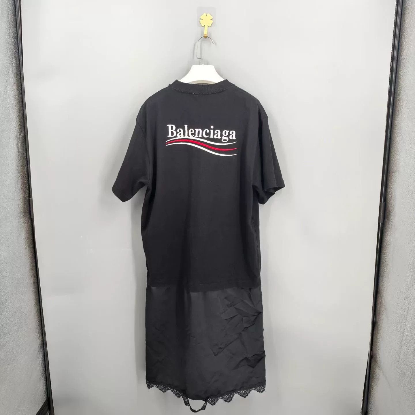 Balenciaga Balenciaga Political Campaign Vintage T-shirt Dress Size M / US 6-8 / IT 42-44 - 2 Thumbnail