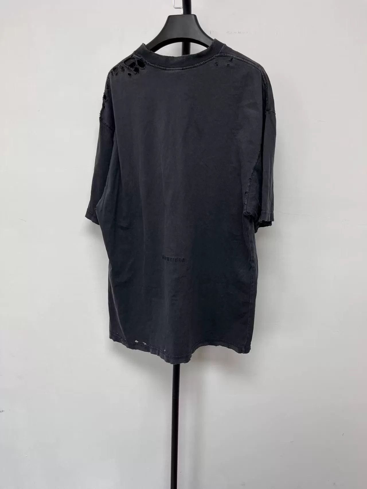 Balenciaga Balenciaga Graphic Letter Print Crewneck T-Shirt Size US S / EU 44-46 / 1 - 2 Thumbnail