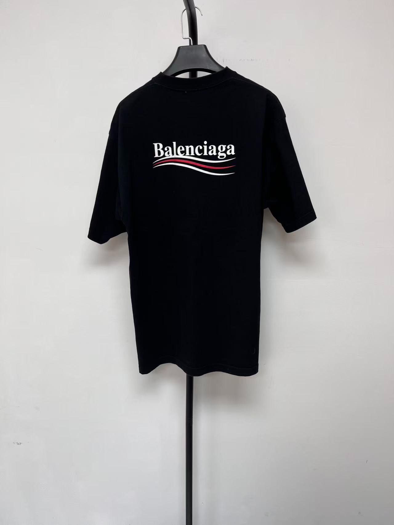 Balenciaga Balenciaga Men's Printed Oversized Crew Neck T-Shirt Size US XS / EU 42 / 0 - 2 Thumbnail