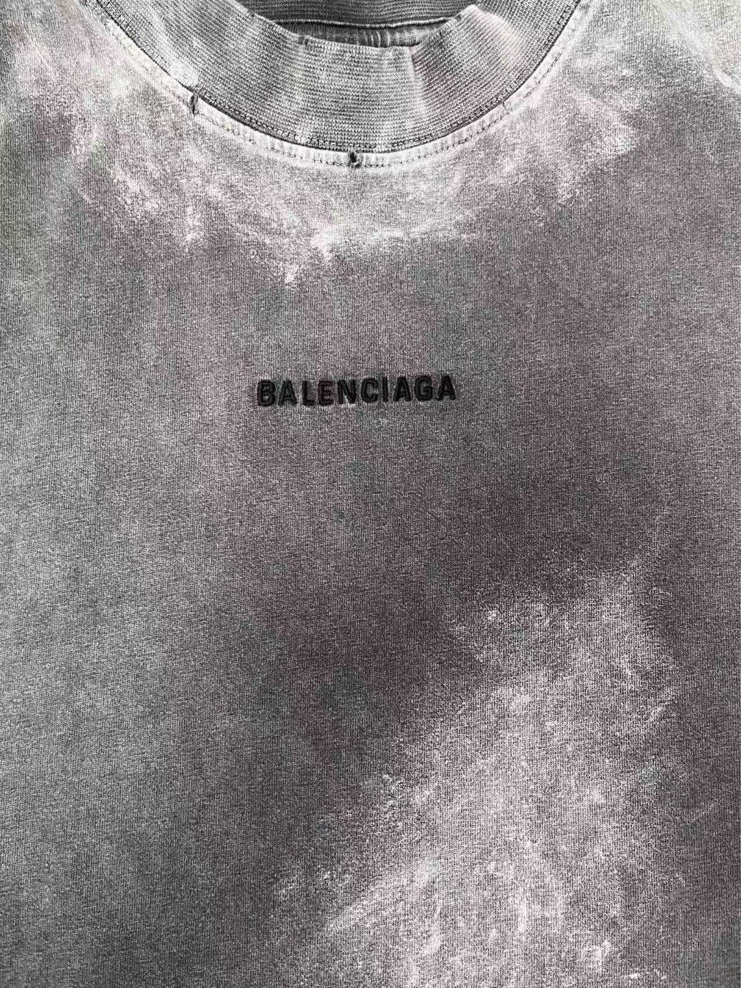 Balenciaga Balenciaga Logo Embroidered Crewneck T-Shirt Size US S / EU 44-46 / 1 - 3 Thumbnail
