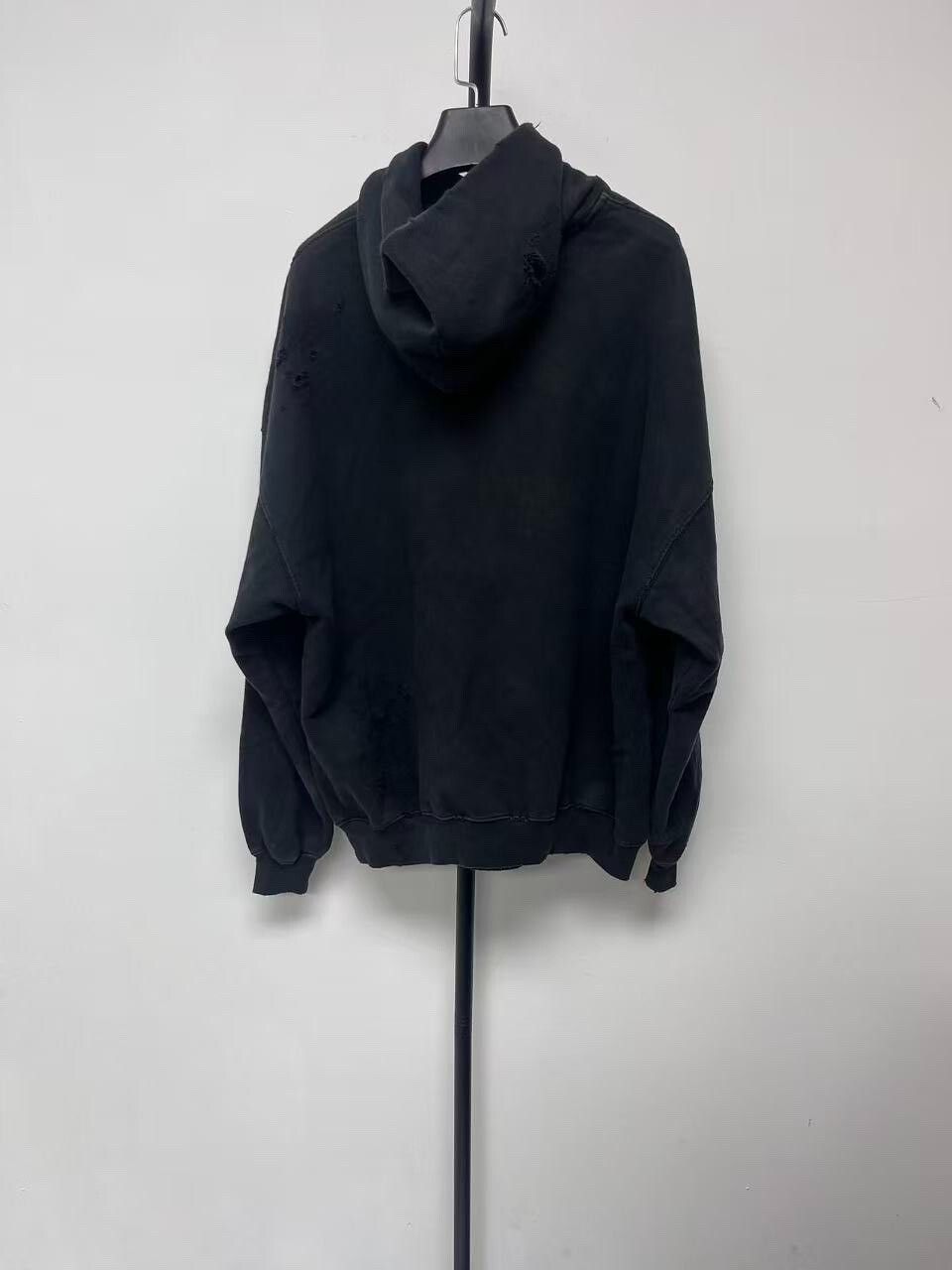 Balenciaga Balenciaga Men's Letter Print Hooded Sweatshirt Size US S / EU 44-46 / 1 - 2 Thumbnail
