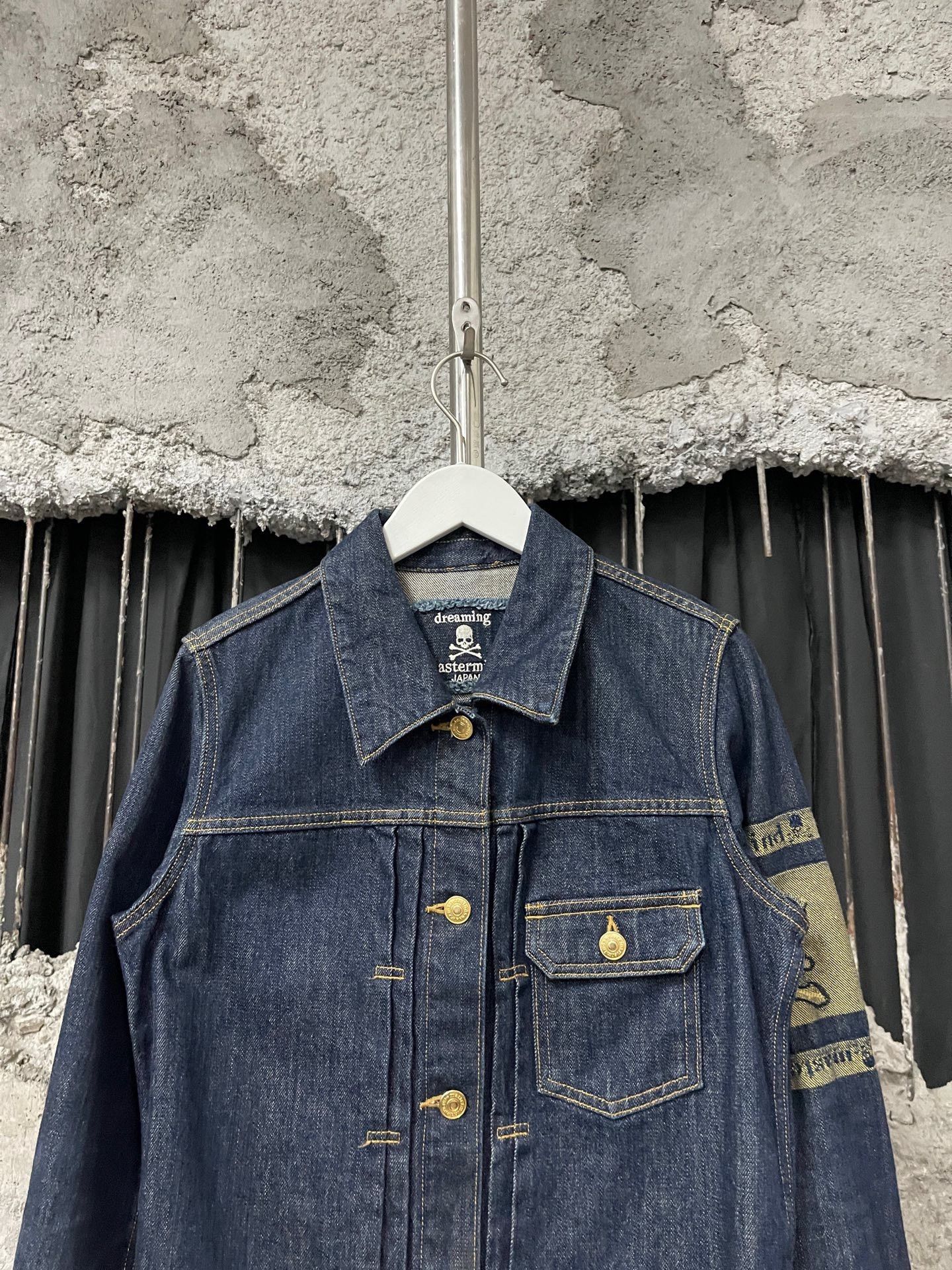 Mastermind Japan Mastermind Japan MMJ Gold Thread Denim Jacket Size US XS / EU 42 / 0 - 3 Thumbnail
