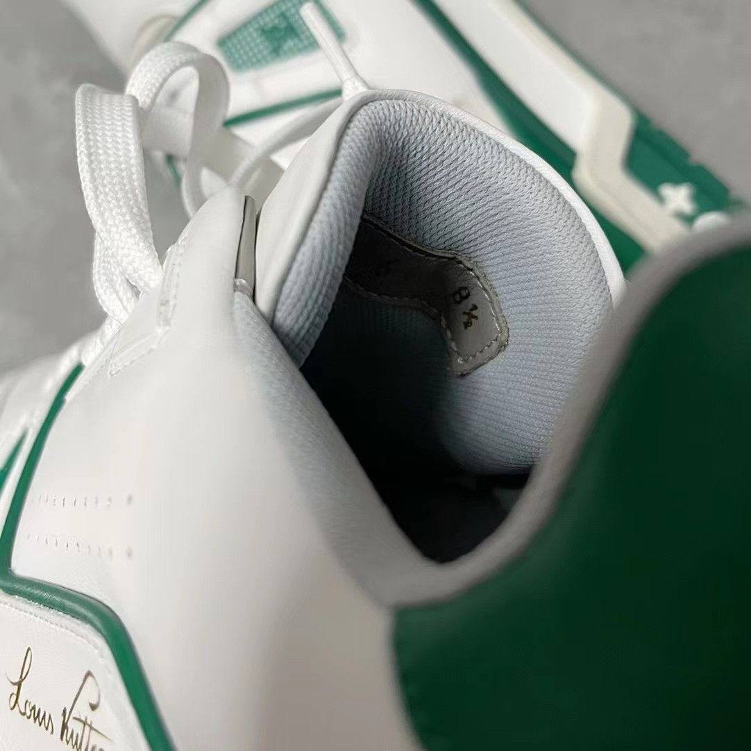 Louis Vuitton Louis Vuitton White Green Trainer Limited Size US 8.5 / EU 41-42 - 9 Thumbnail