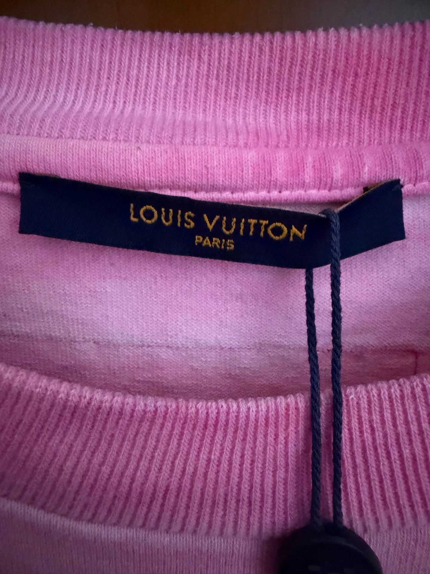 Louis Vuitton Louis Vuitton Pink Tie-Dye Short-Sleeve T-Shirt Size L / US 10 / IT 46 - 3 Thumbnail