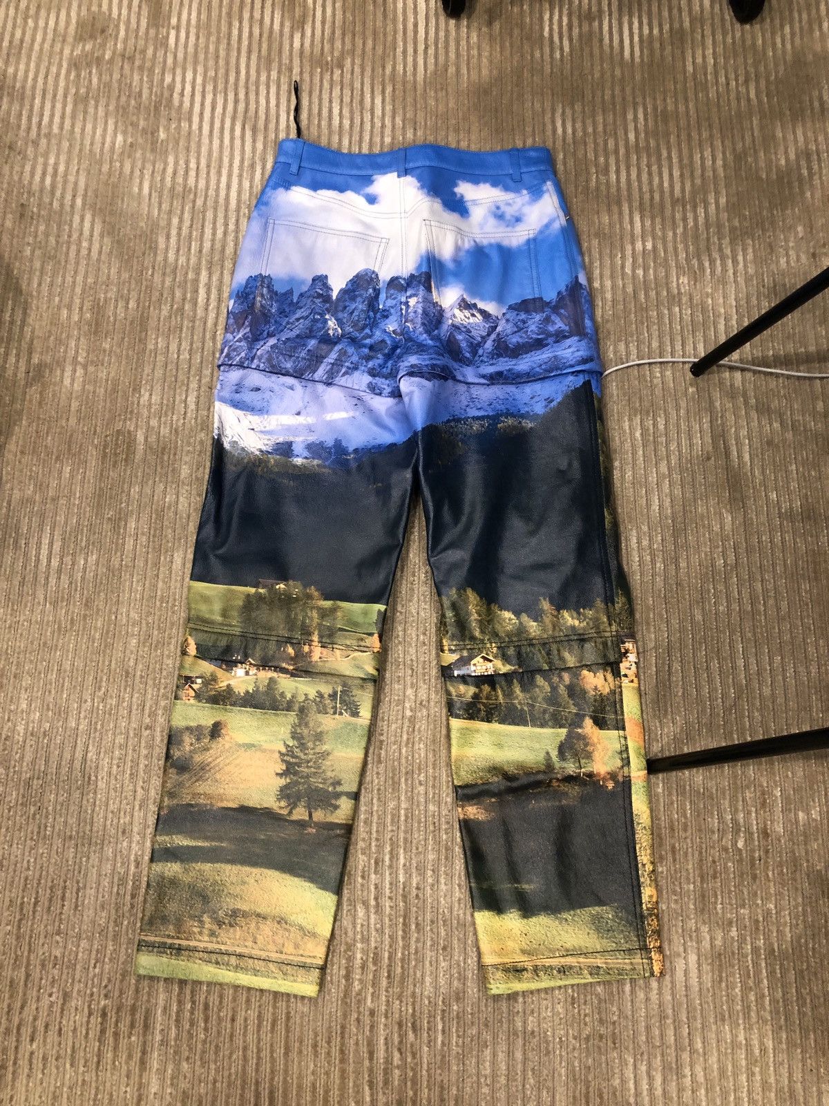 Balenciaga mountain pants online