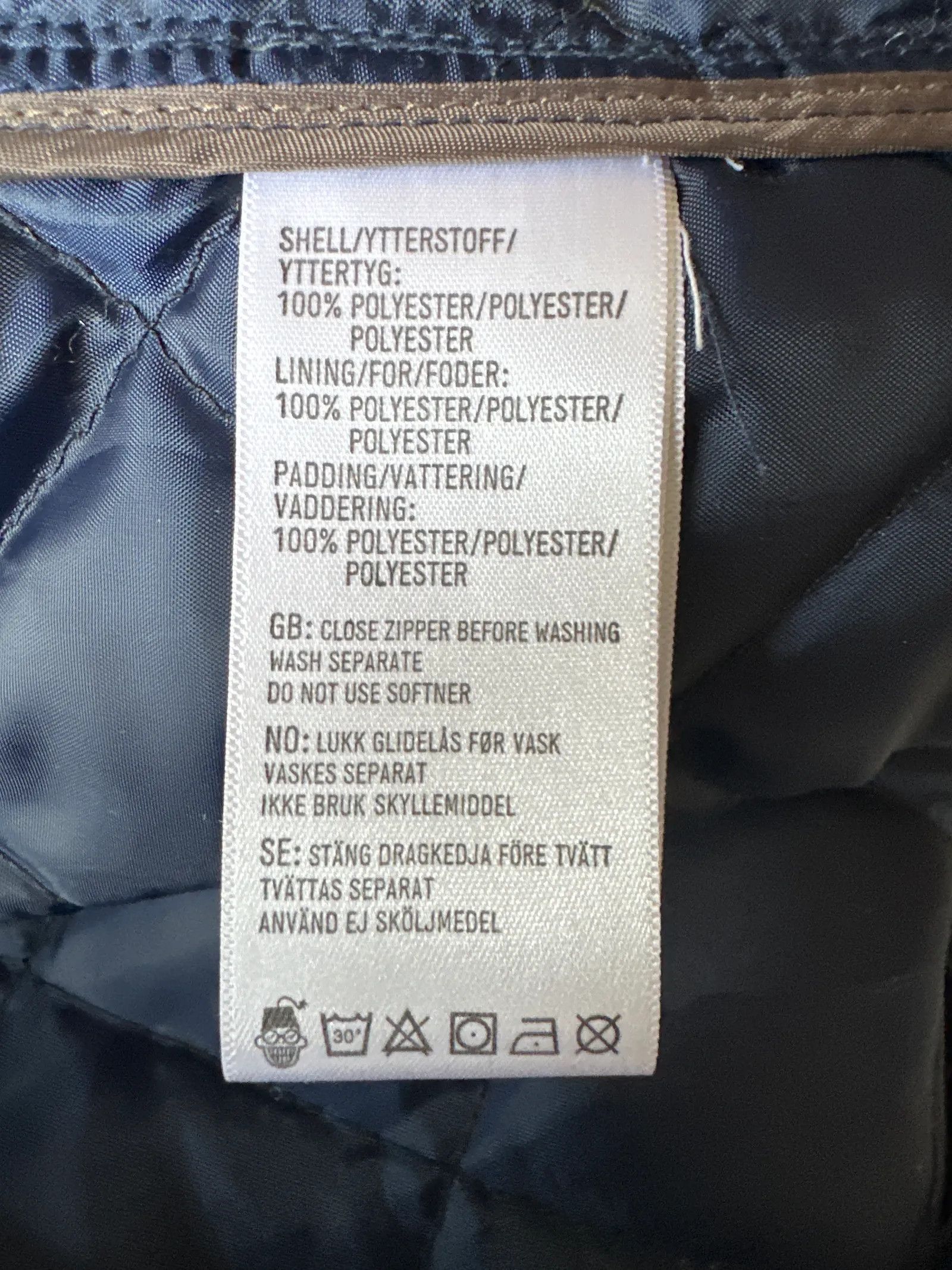 These Glory Days These Glory Days Quiltad kamouflage jacka Jacket Size US S / EU 44-46 / 1 - 3 Thumbnail