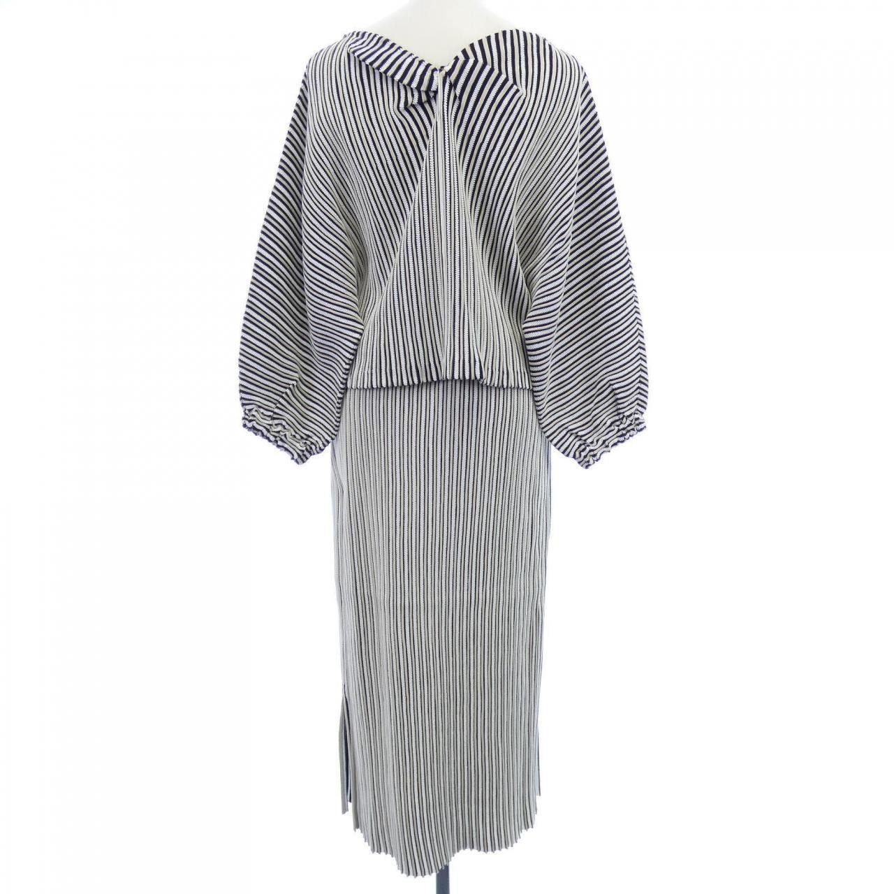 Other Other Marilyn Moon Setup Textile Suits DUTY FREE for USA Size ONE SIZE - 2 Thumbnail