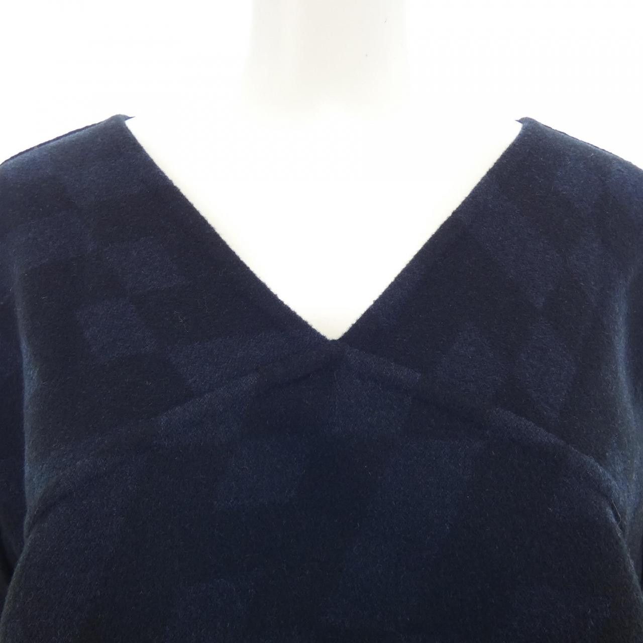 Hermes Hermes Hermès Cashmere Top Textile Tops DUTY FREE for USA Size ONE SIZE - 5 Thumbnail