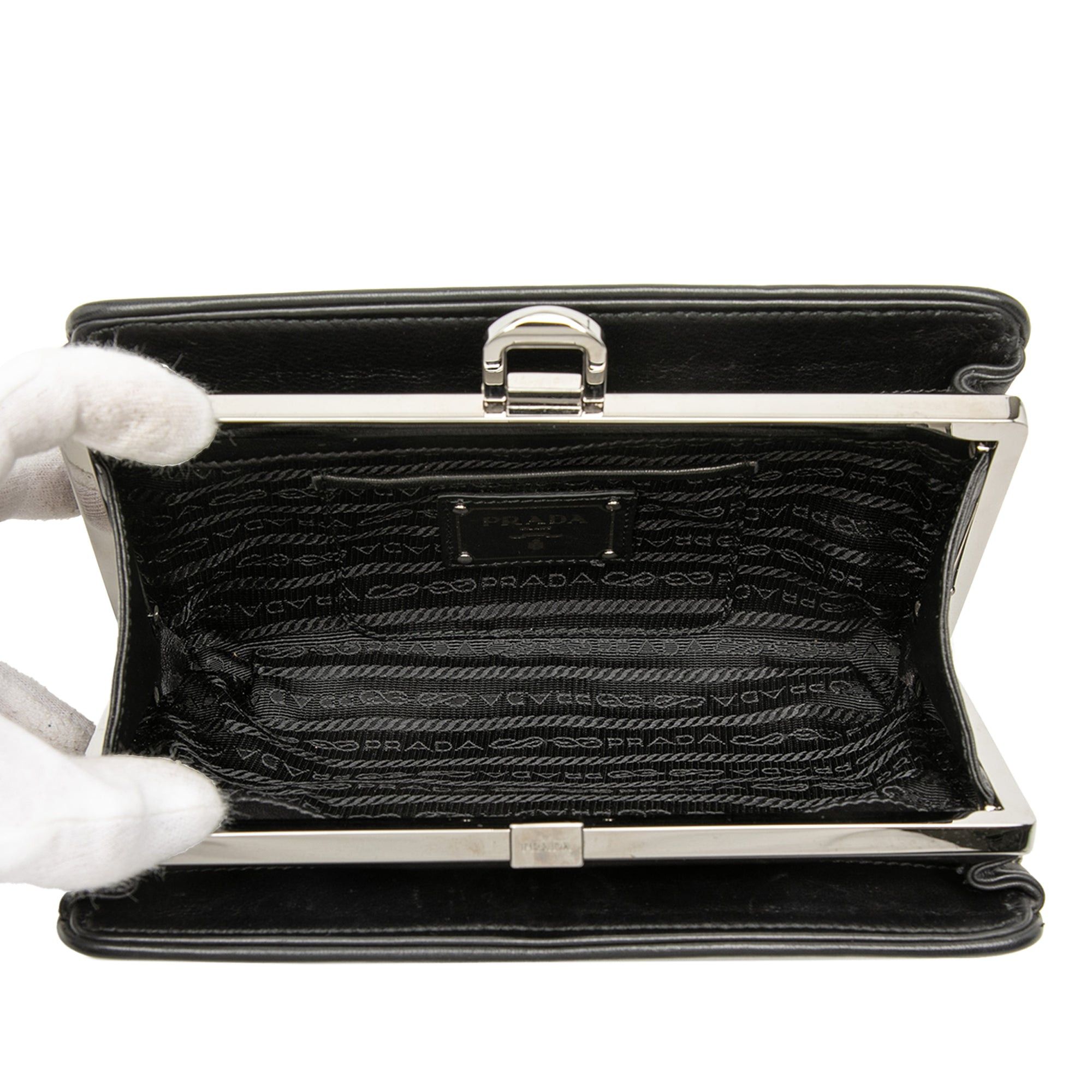 Prada Studded Leather Clasp Clutch Size ONE SIZE - 4 Thumbnail