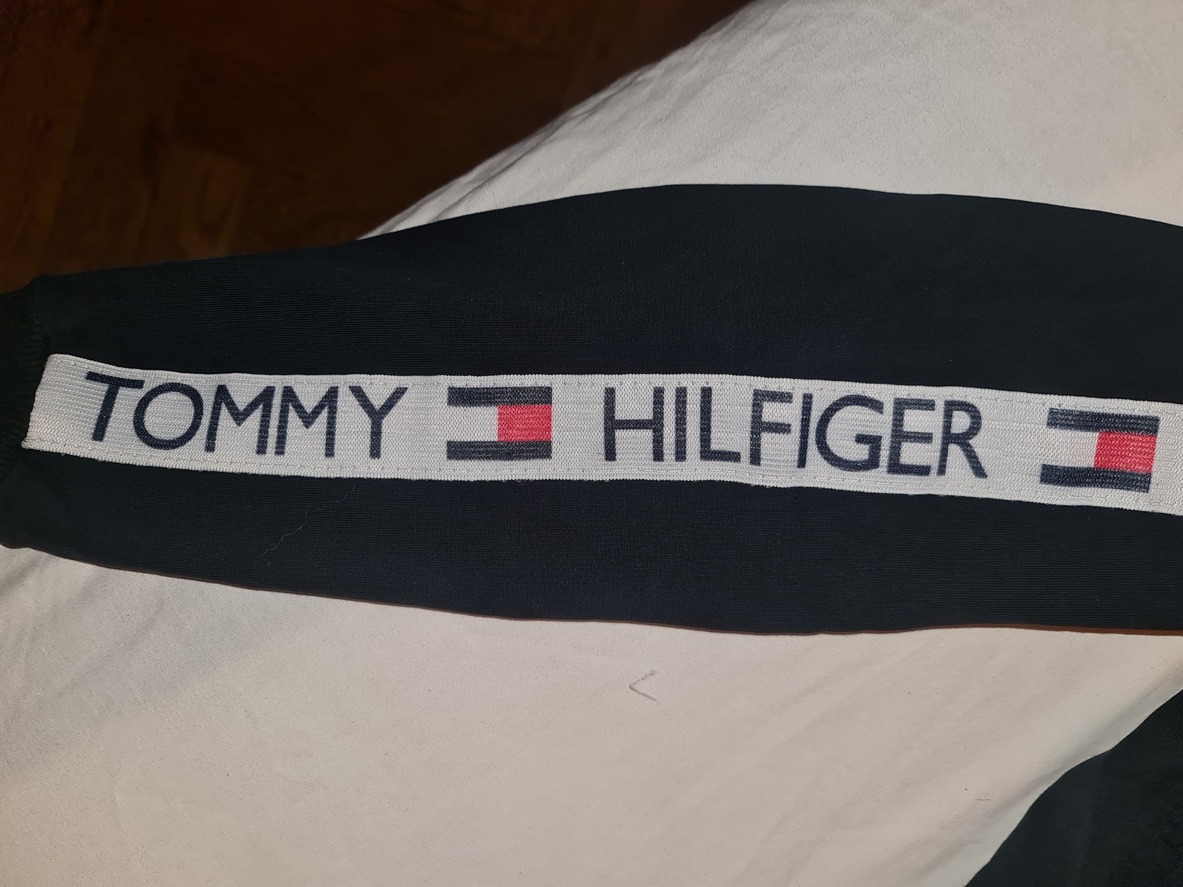 Tommy Hilfiger Tommy Hilfiger Sweater Size S / US 4 / IT 40 - 2 Thumbnail
