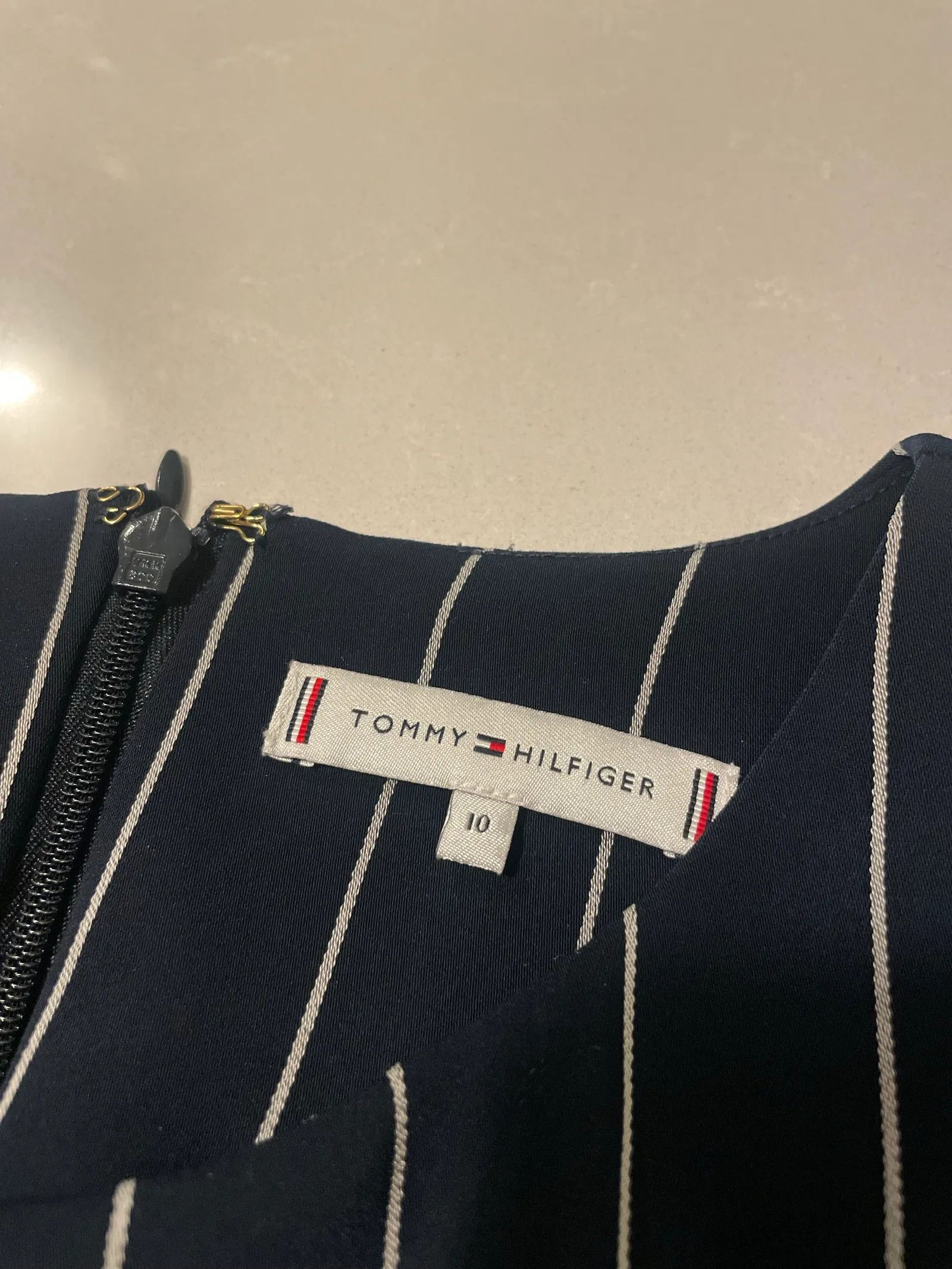 Tommy Hilfiger Tommy Hilfiger Dress Size S / US 4 / IT 40 - 2 Thumbnail