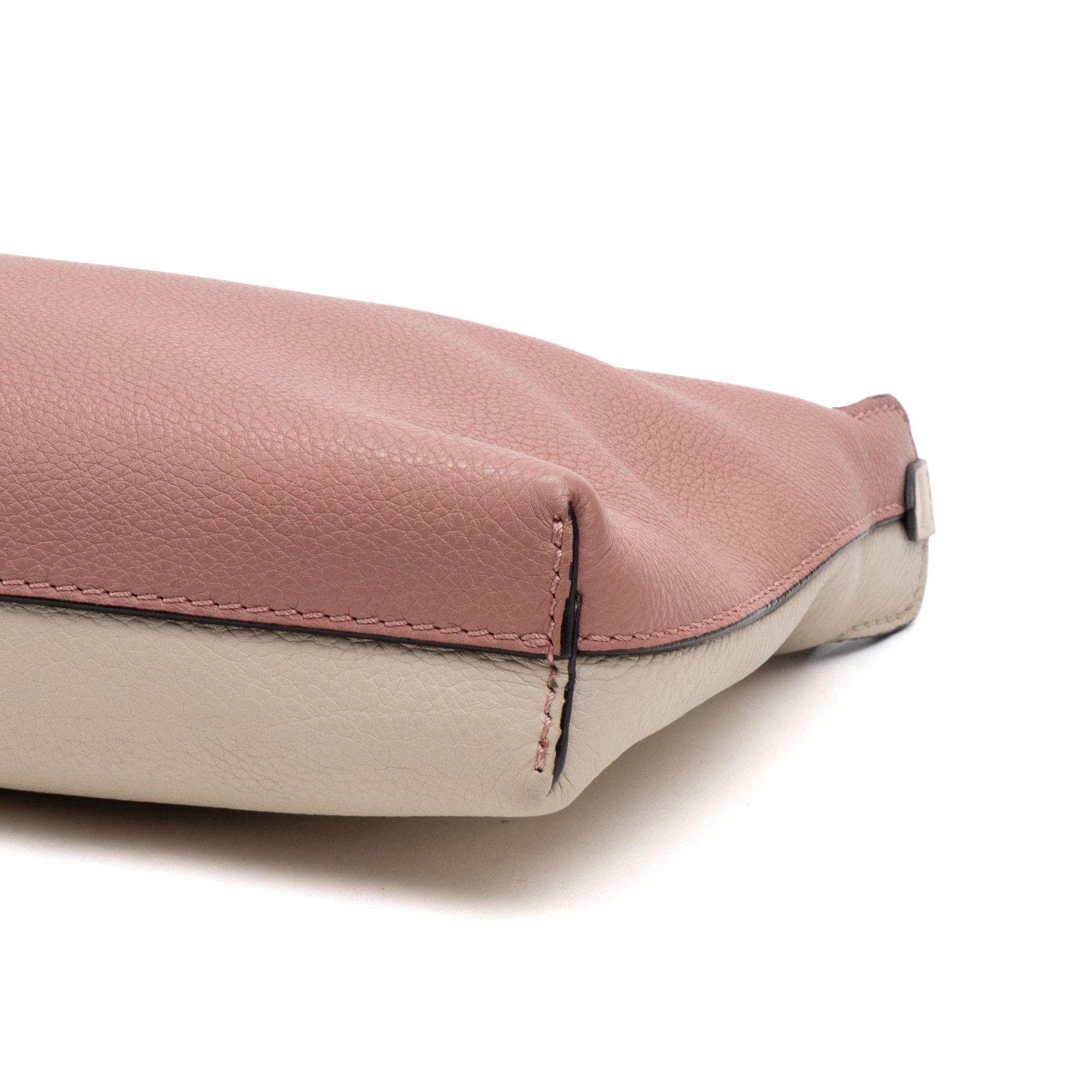 Burberry Large Bicolor Zip Clutch Size ONE SIZE - 8 Thumbnail