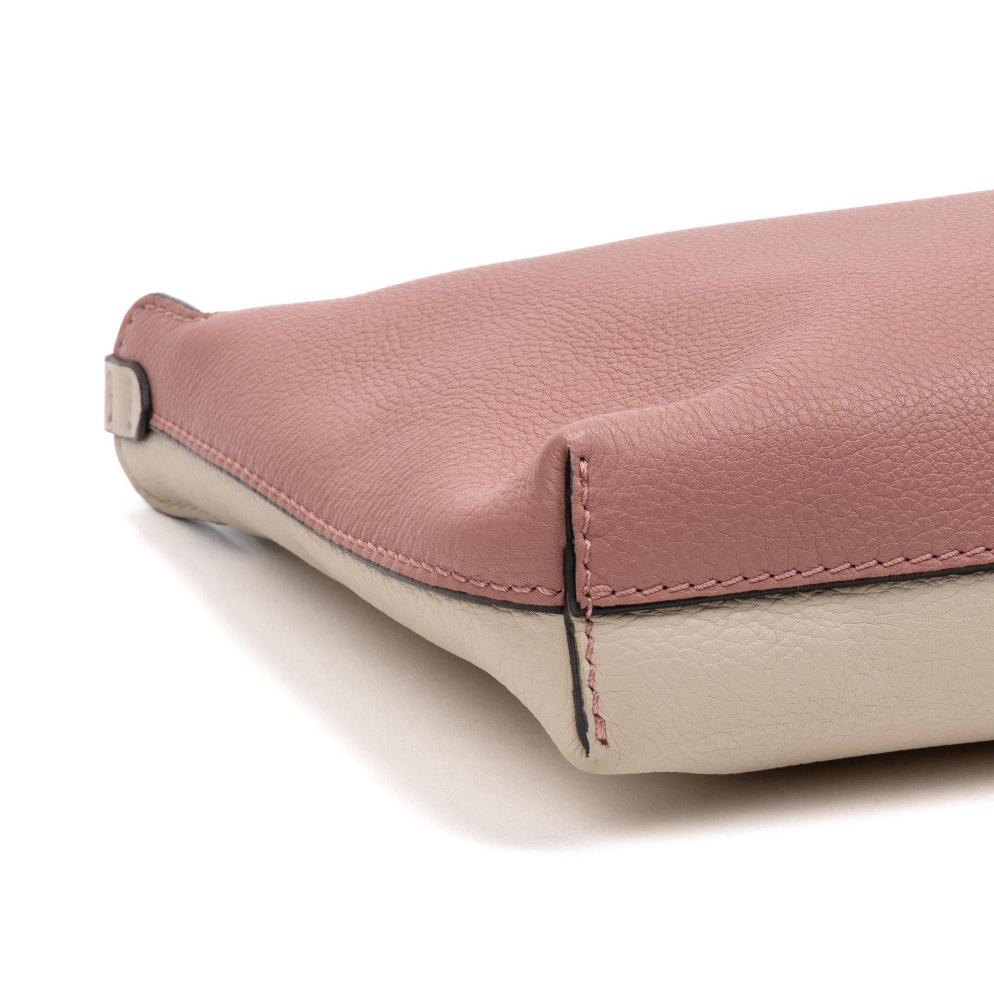 Burberry Large Bicolor Zip Clutch Size ONE SIZE - 7 Thumbnail