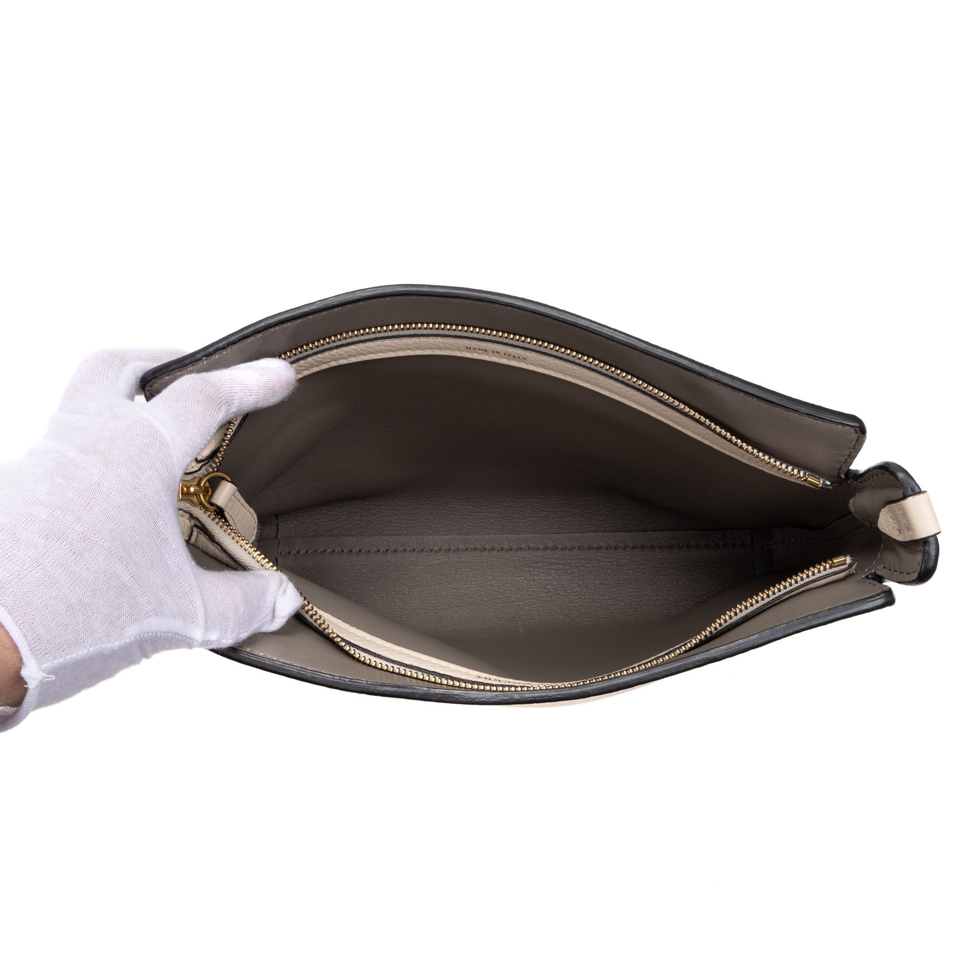 Burberry Large Bicolor Zip Clutch Size ONE SIZE - 9 Thumbnail