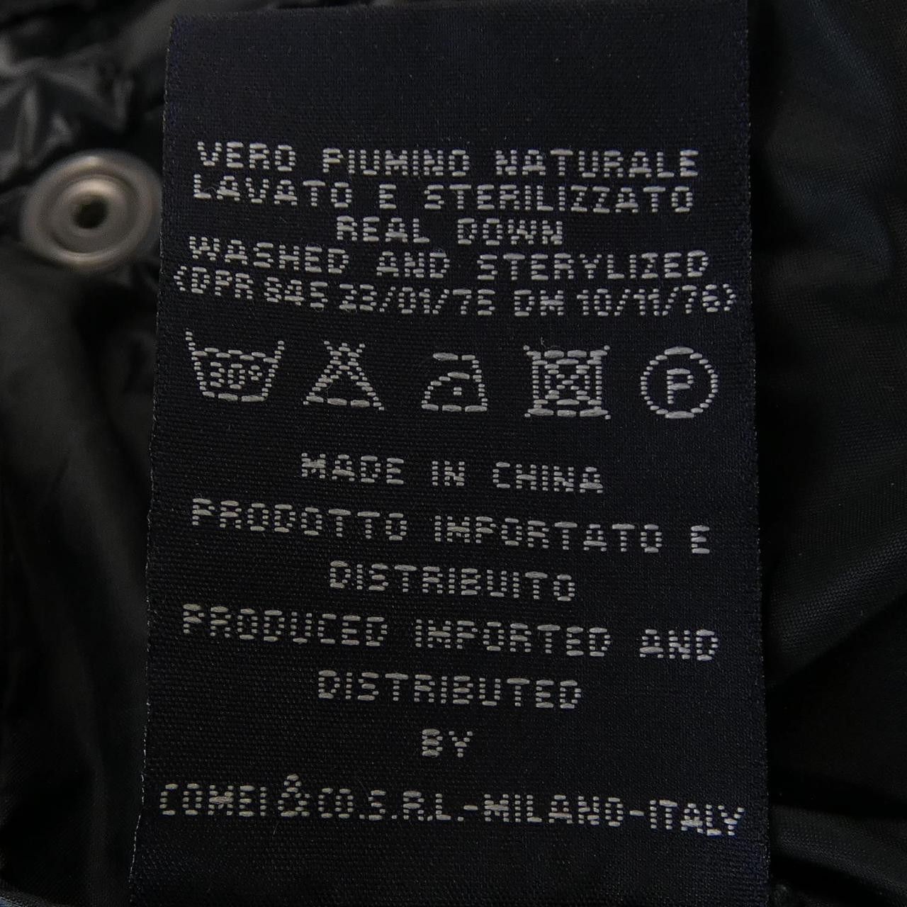 Other Other add Down Jacket Textile Outerwear DUTY FREE for USA Size ONE SIZE - 4 Thumbnail