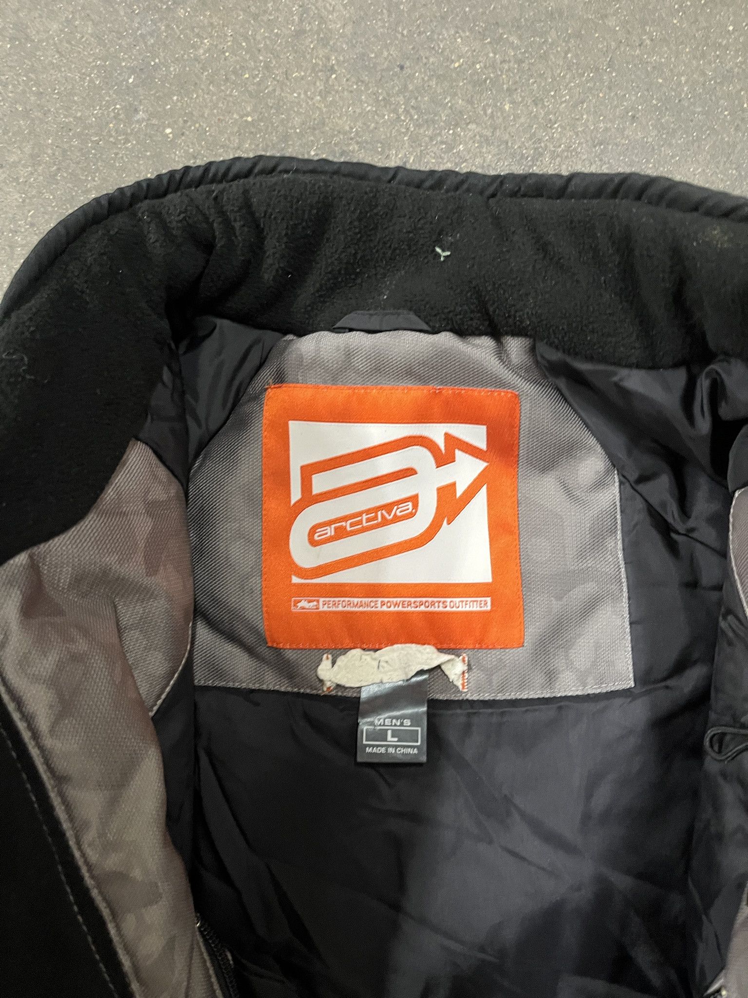 Carhartt × Vintage Vintage 2000s Arctiva AOP Ski Jacket Y2K Coat Size L Size US L / EU 52-54 / 3 - 2 Thumbnail