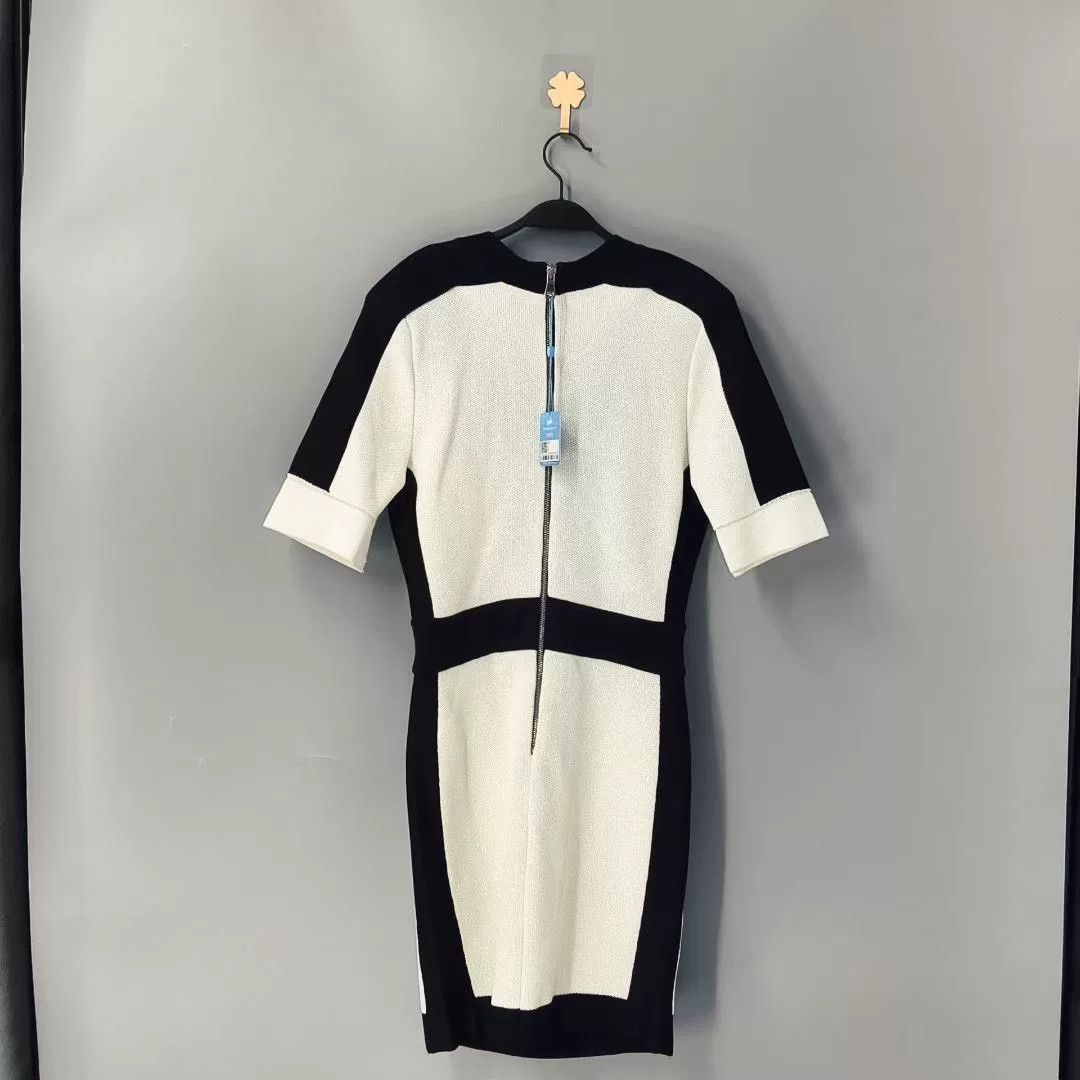 Balmain Balmain Classic Logo Dress Size XS / US 0-2 / IT 36-38 - 2 Thumbnail
