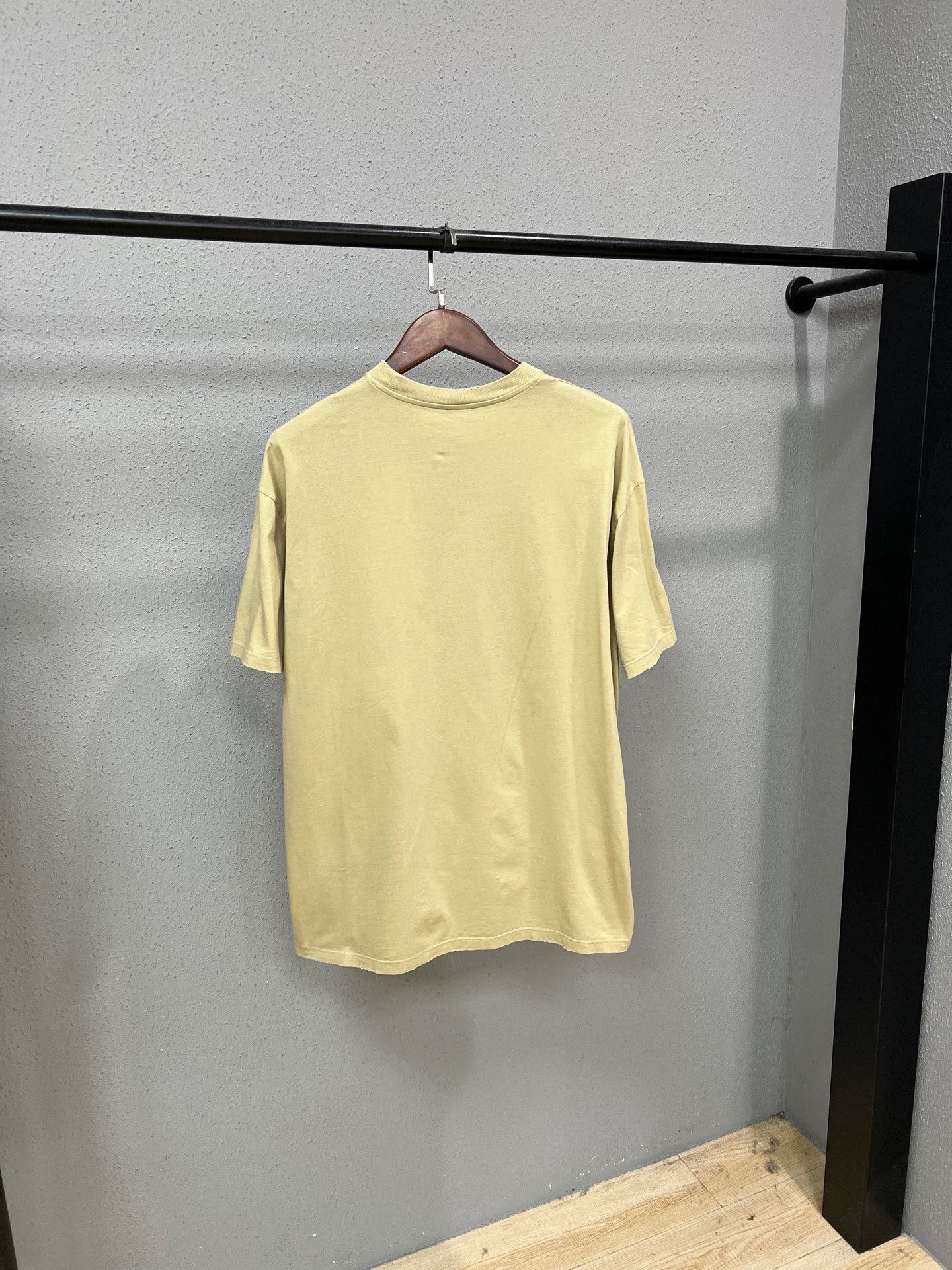 Prada Prada Patch Triangle Logo Short Sleeve Size XS / US 0-2 / IT 36-38 - 2 Thumbnail