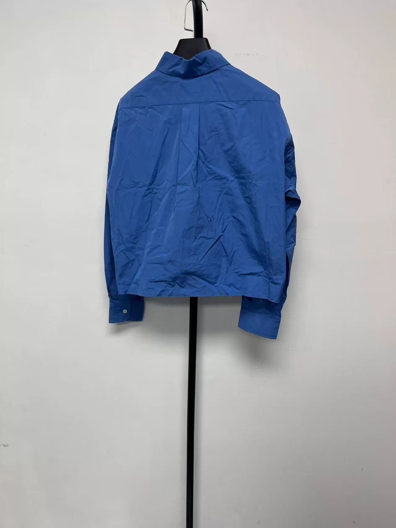 Miu Miu MIU MIU Solid Logo Single-Breasted Sun Protection Shirt Size XS / US 0-2 / IT 36-38 - 2 Thumbnail