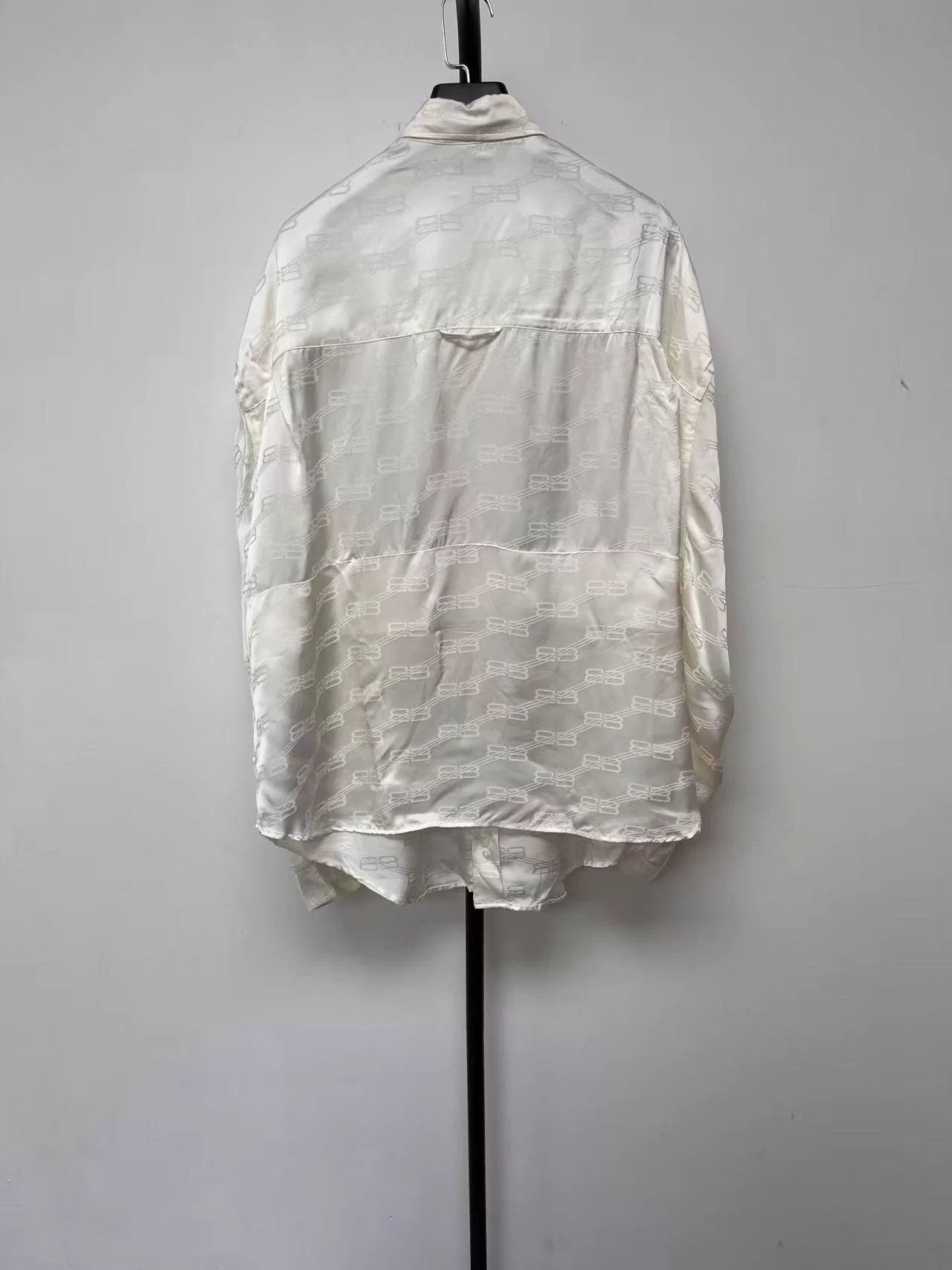 Balenciaga Balenciaga BB Monogram Logo Long Sleeve Shirt Size L / US 10 / IT 46 - 2 Thumbnail