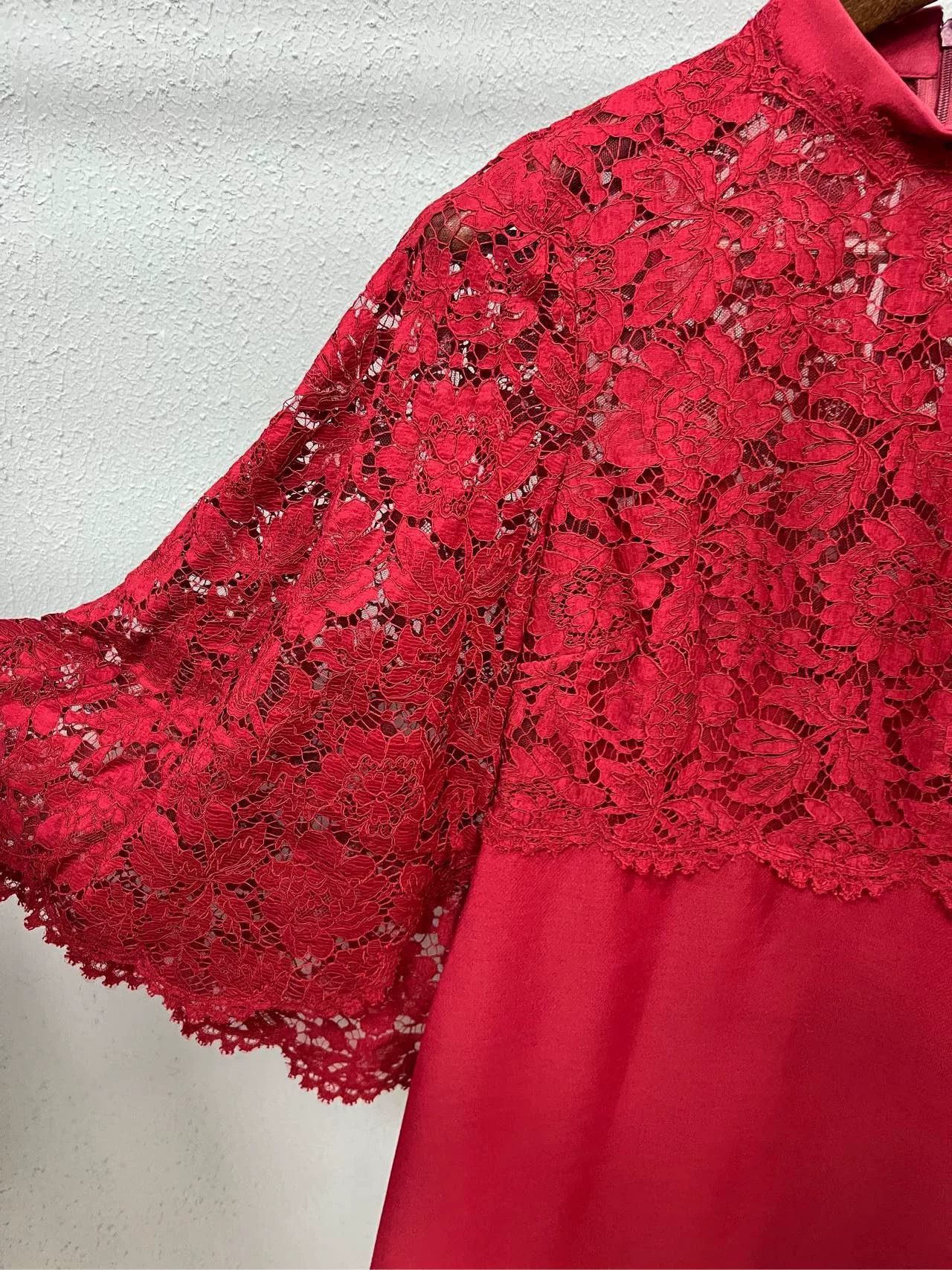 Valentino Valentino Red Lace Dress Size S / US 4 / IT 40 - 3 Thumbnail