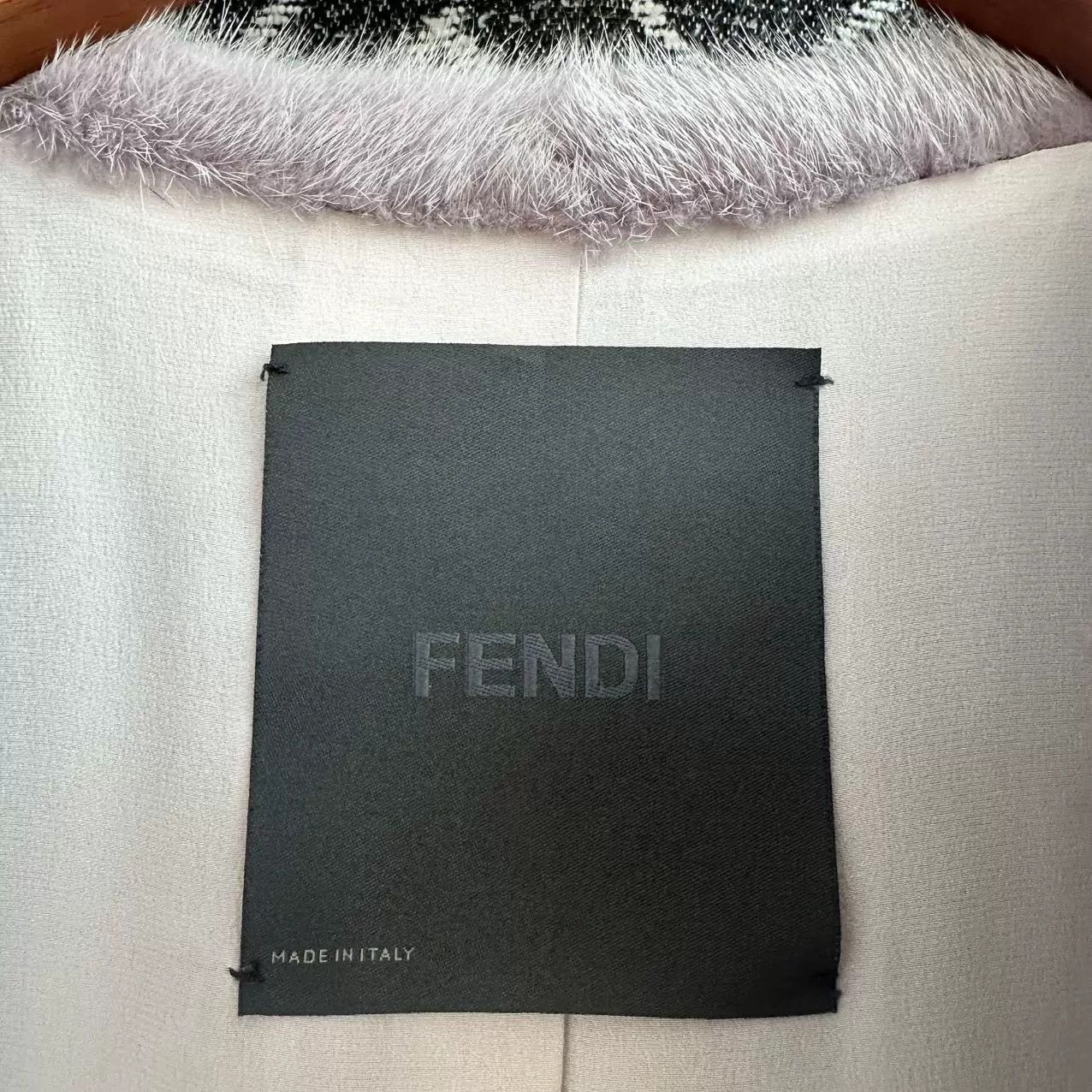 Fendi Fendi Fur Vest Size 40 Size S / US 4 / IT 40 - 5 Thumbnail