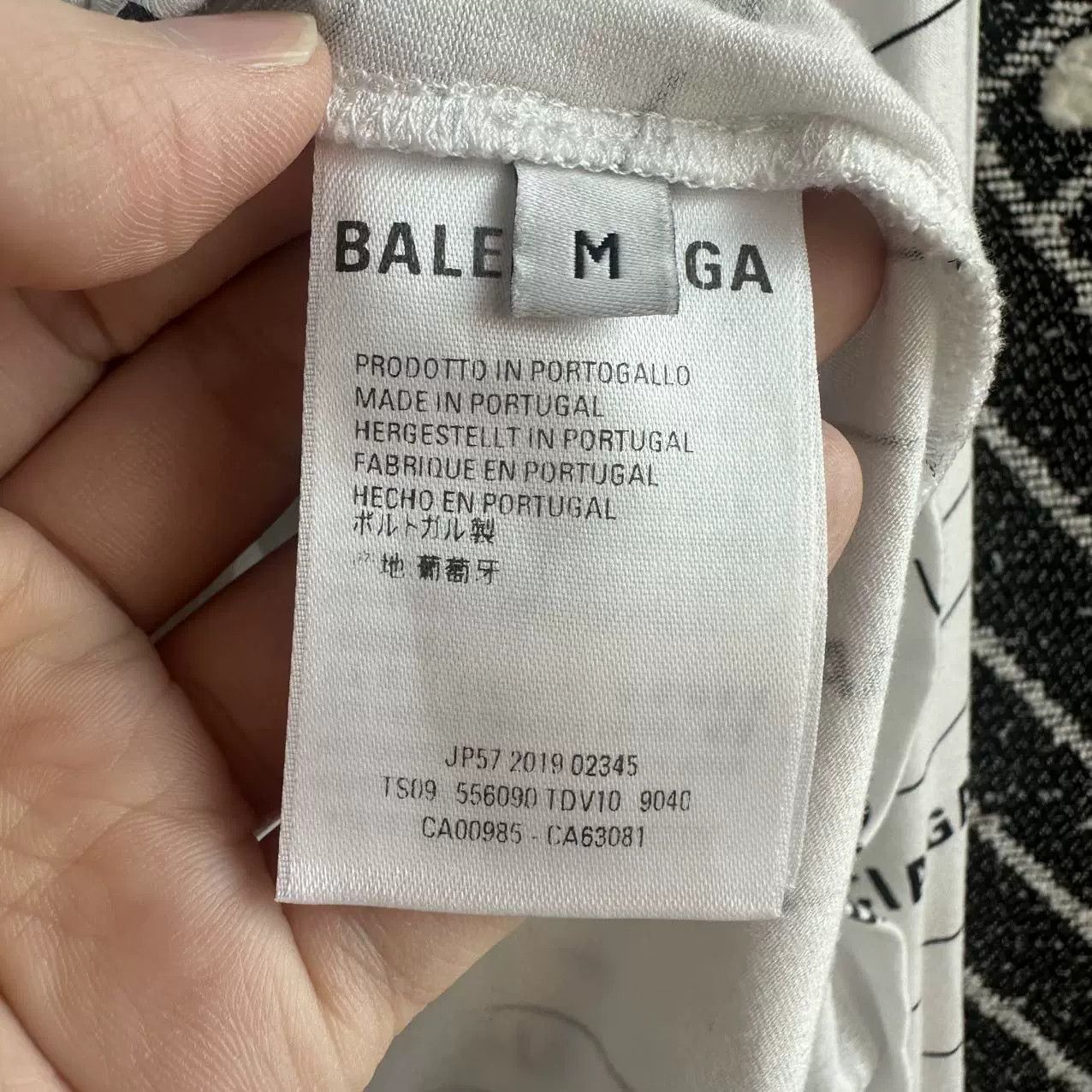 Balenciaga Balenciaga White All-Over Print Long-Sleeve T-Shirt Size US M / EU 48-50 / 2 - 5 Thumbnail