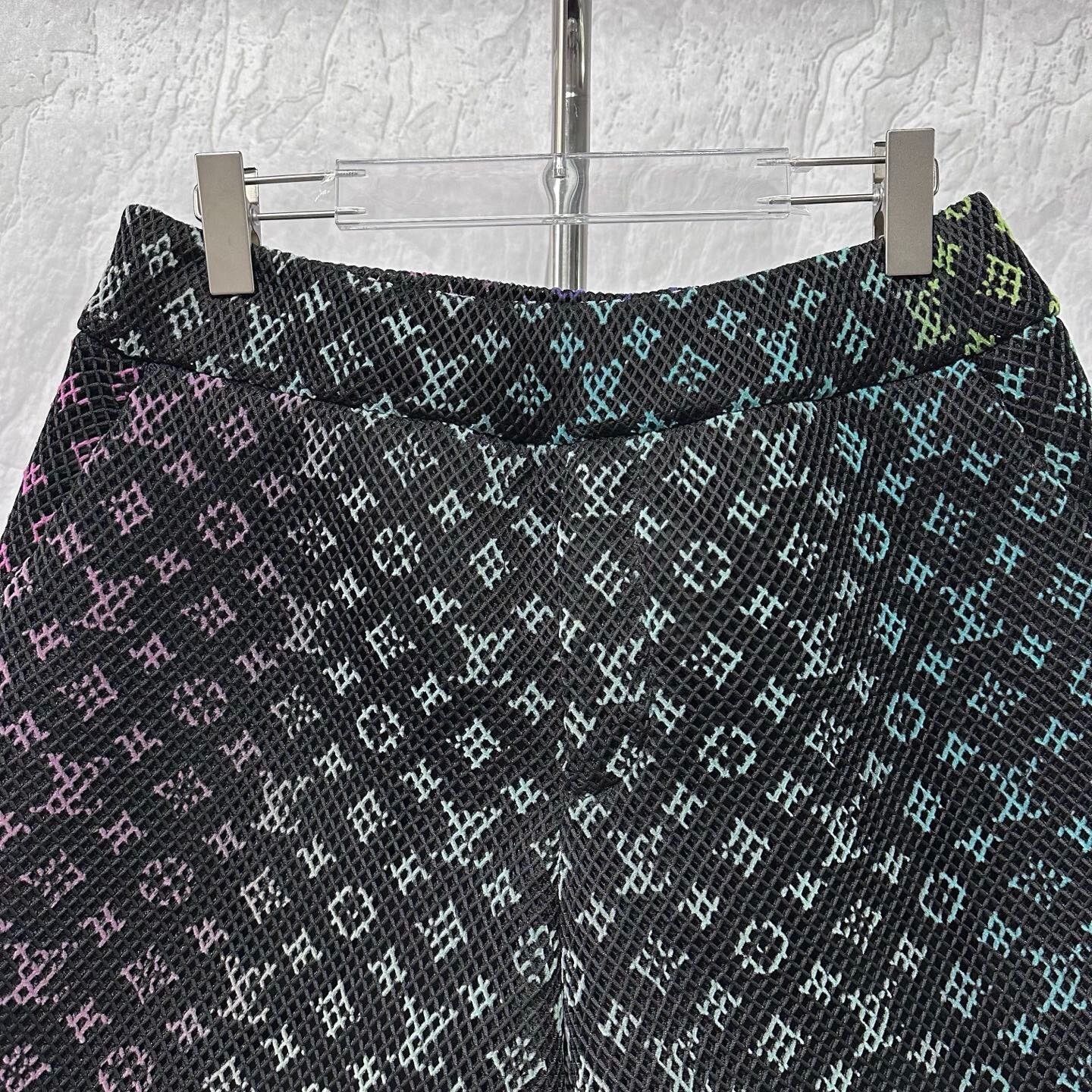 Louis Vuitton Louis Vuitton Tulle Gradient Print Cutout Shorts Size 40" / US 18 - 2 Thumbnail