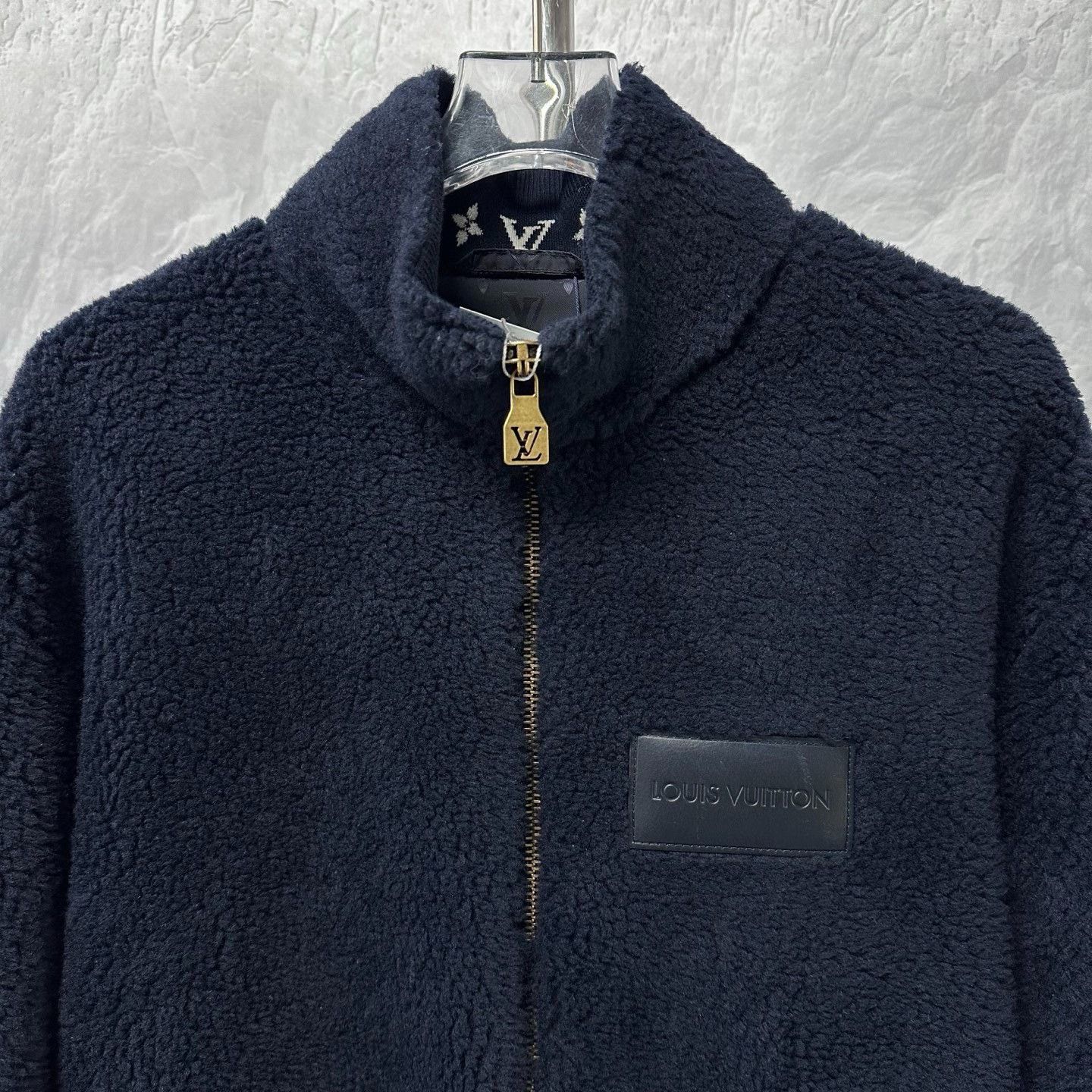 Louis Vuitton Louis Vuitton FW25 Stand Collar Teddy Zip Jacket Size US XL / EU 56 / 4 - 2 Thumbnail