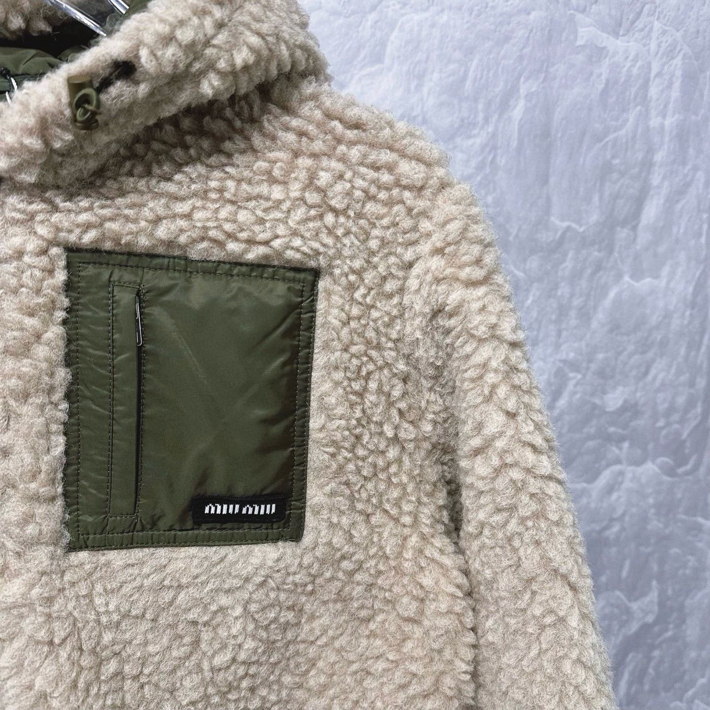 Miu Miu Miu Miu FW25 Patchwork Zip Hooded Down Jacket Size XS / US 0-2 / IT 36-38 - 4 Thumbnail