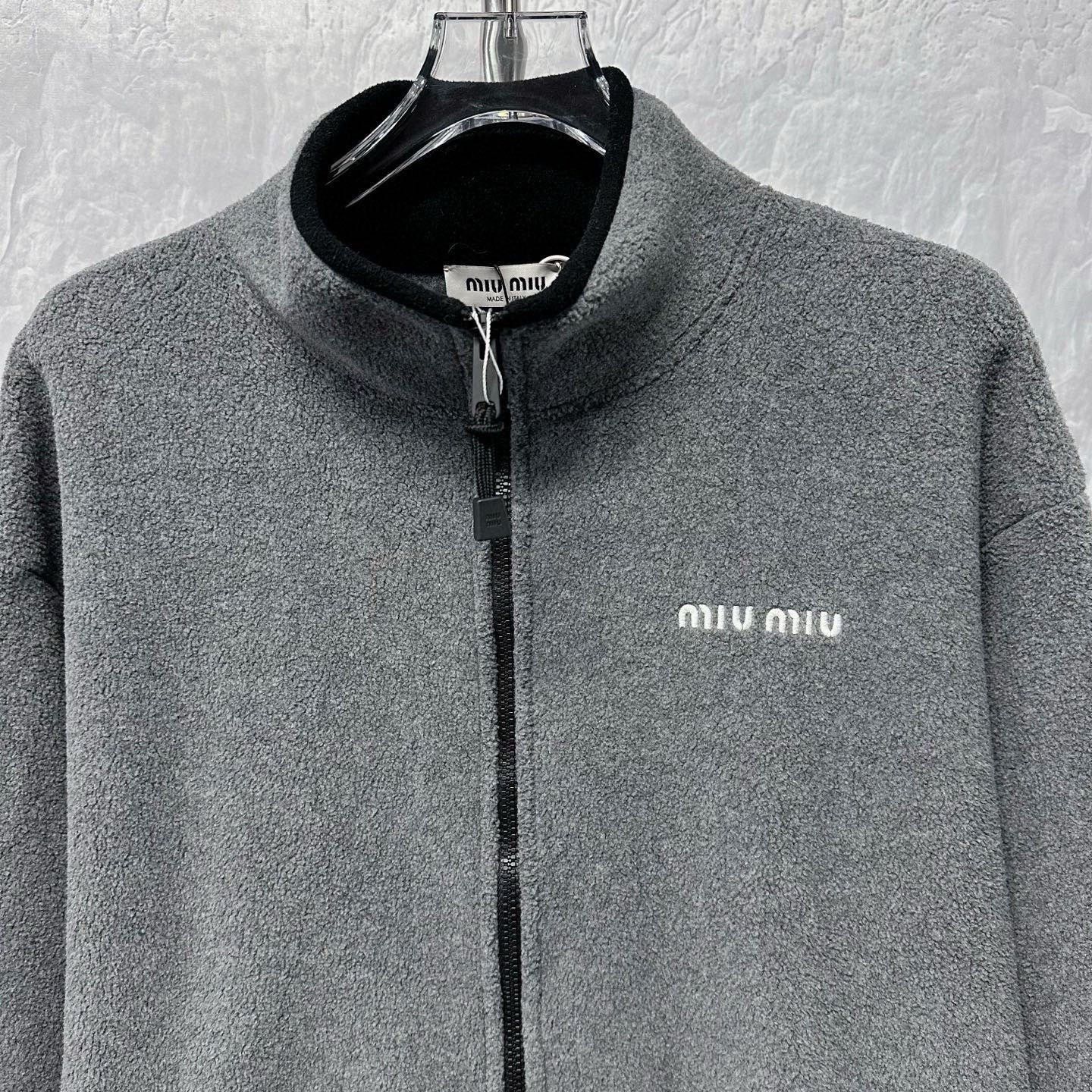 Miu Miu MiuMiu SS25 Embroidered Logo Fleece Jacket Size L / US 10 / IT 46 - 2 Thumbnail