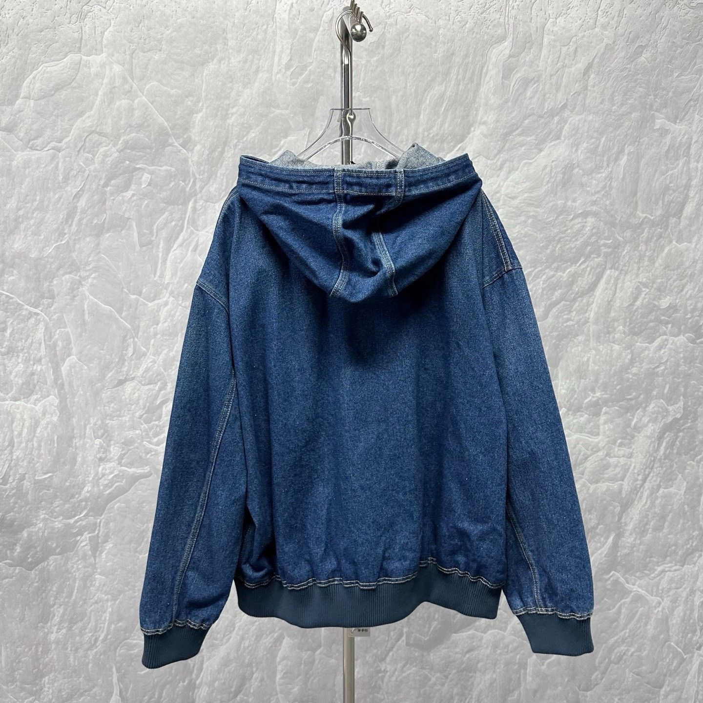 Dior Dior Letter Embroidery Hooded Denim Jacket Size US L / EU 52-54 / 3 - 4 Thumbnail