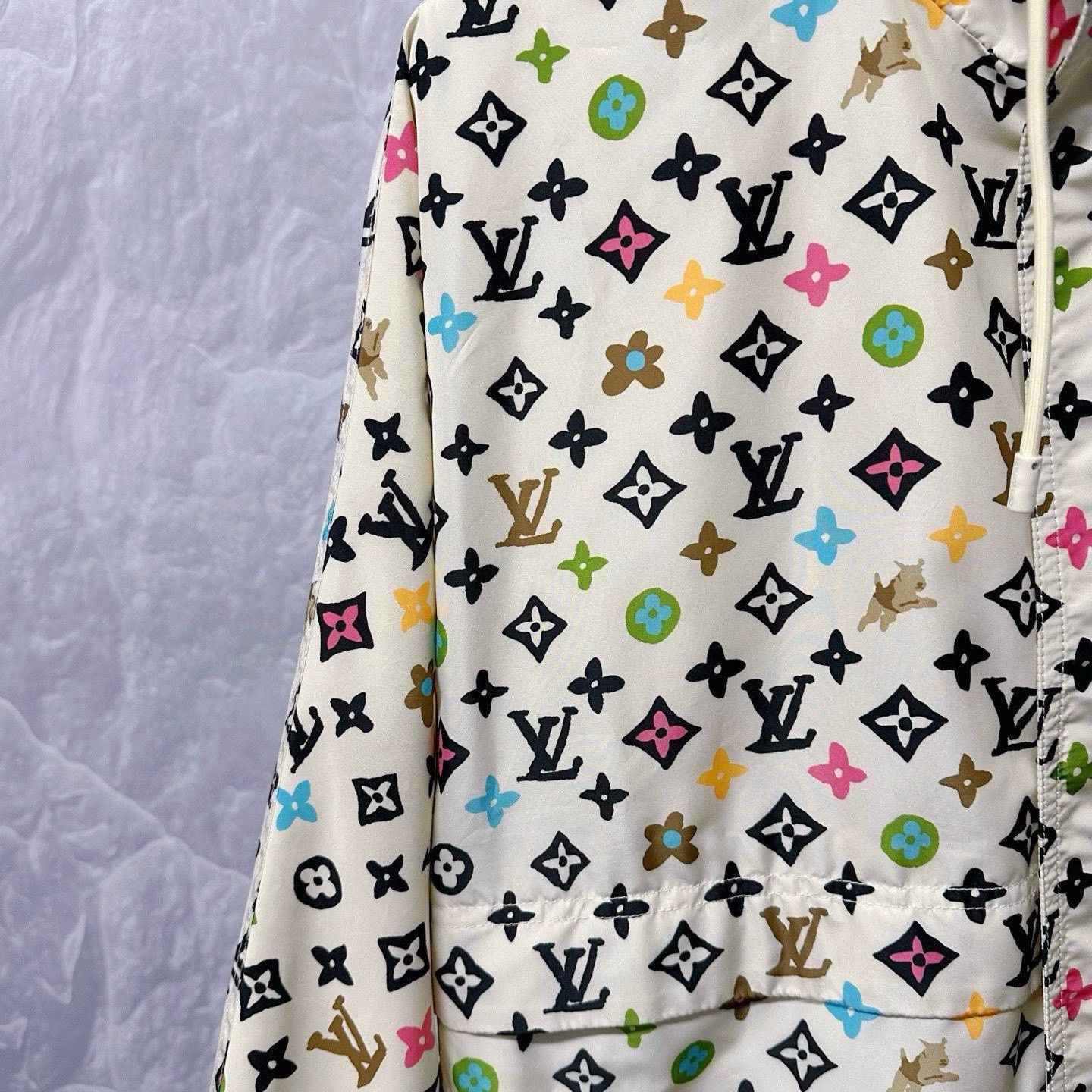 Louis Vuitton Louis Vuitton FW24 Colorful Monogram Hooded Jacket Size US M / EU 48-50 / 2 - 3 Thumbnail