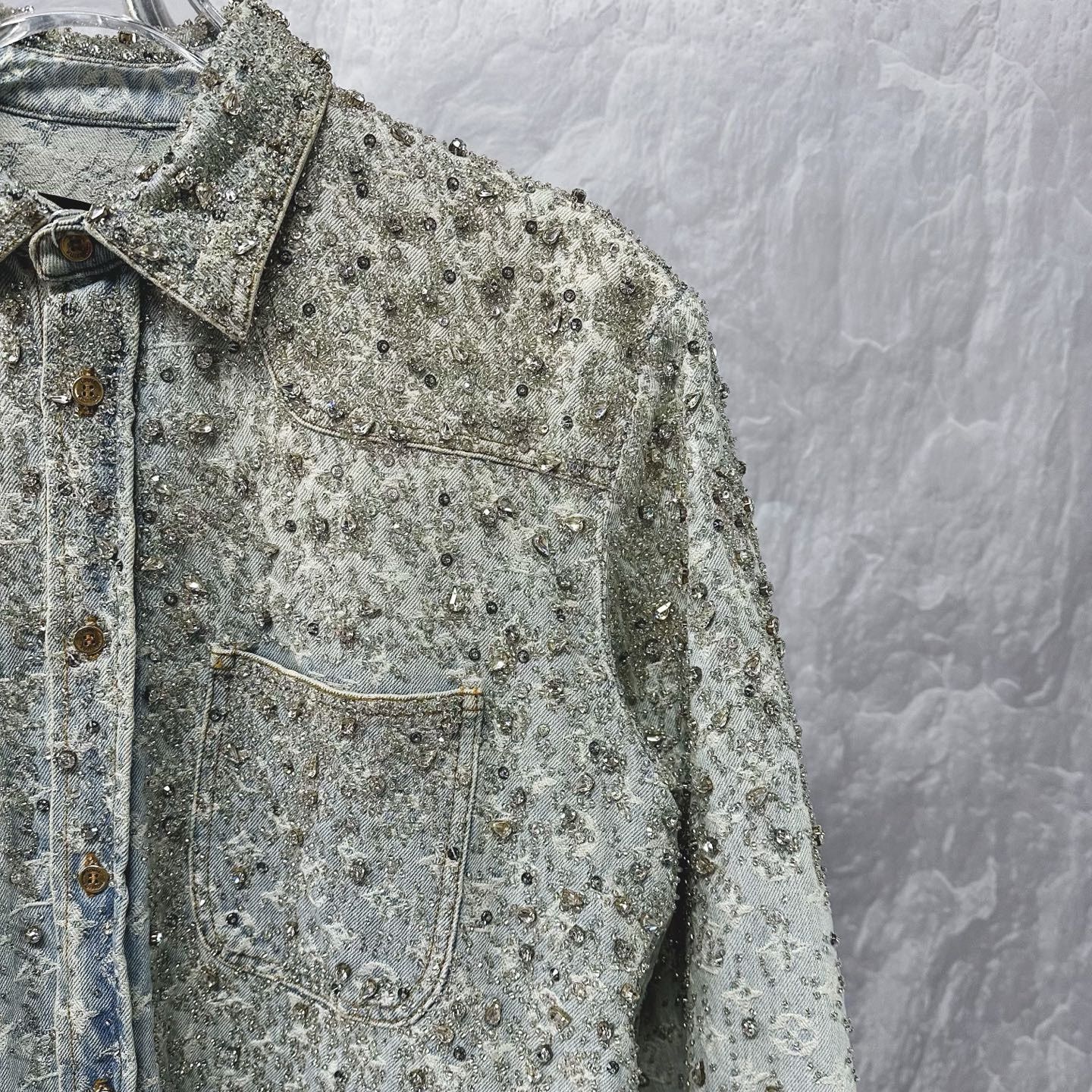 Louis Vuitton Louis Vuitton Rhinestone Beaded Denim Jacket Size M / US 6-8 / IT 42-44 - 3 Thumbnail