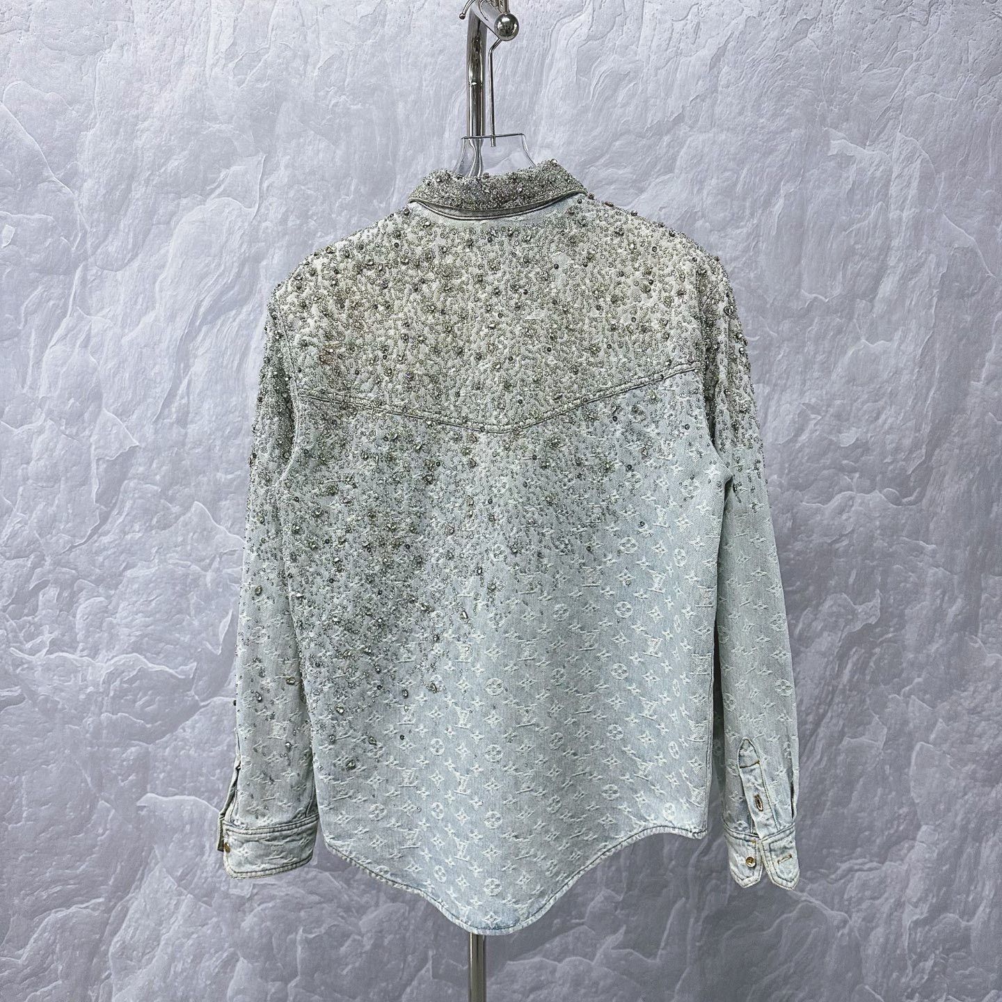 Louis Vuitton Louis Vuitton Rhinestone Beaded Denim Jacket Size M / US 6-8 / IT 42-44 - 4 Thumbnail