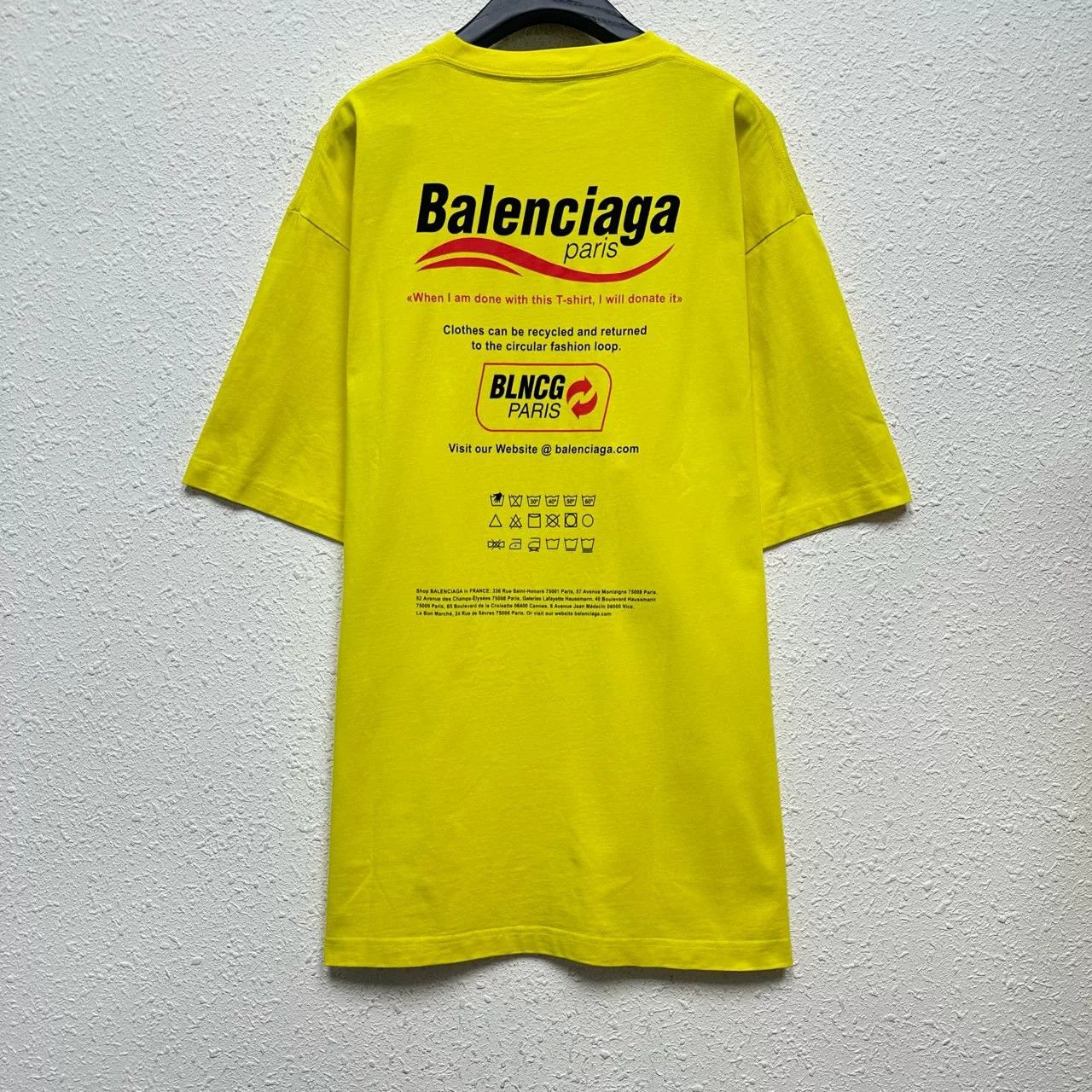 Balenciaga Balenciaga Yellow Eco Short-Sleeve Size XS / US 0-2 / IT 36-38 - 2 Thumbnail