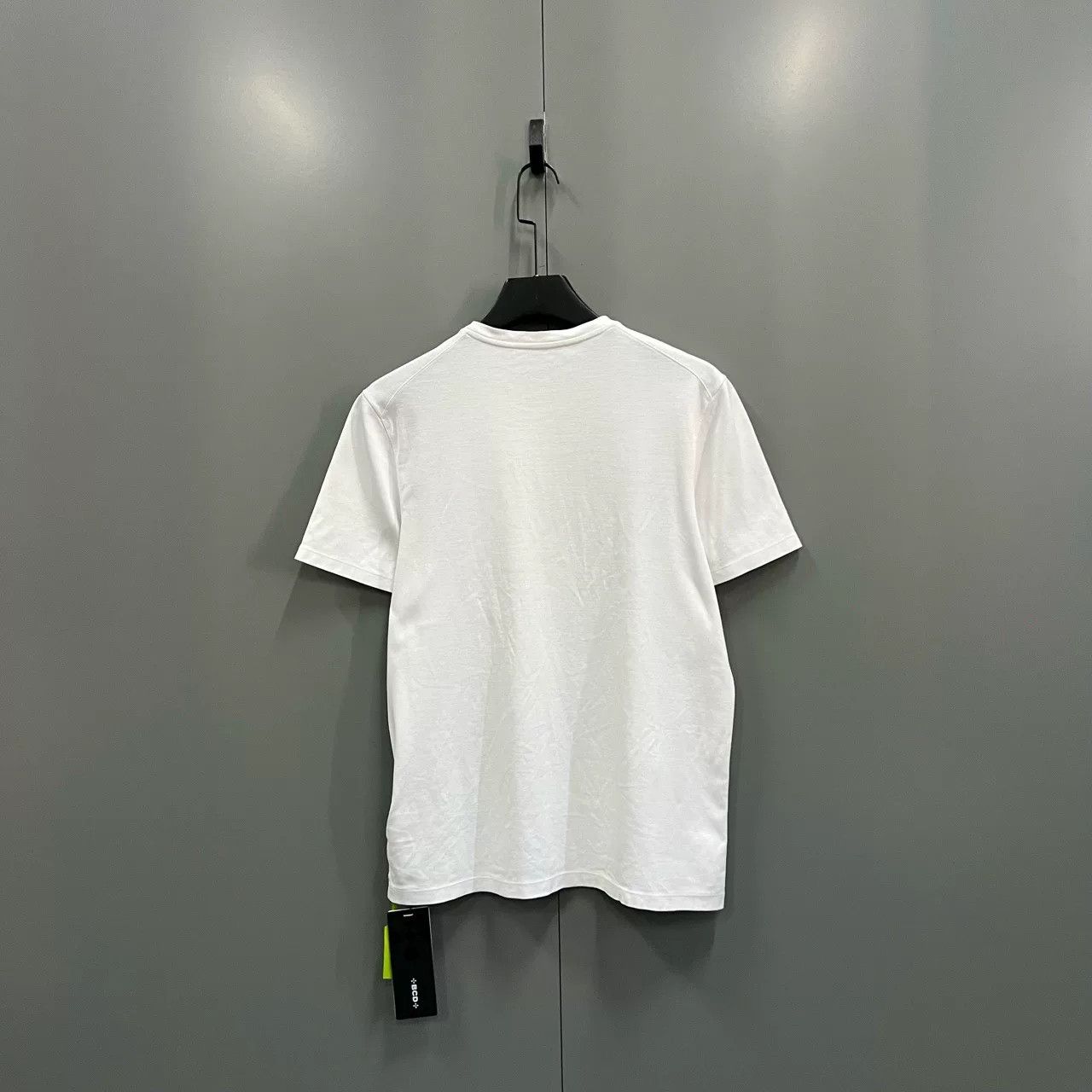 Louis Vuitton Louis Vuitton White Short-Sleeve Size US M / EU 48-50 / 2 - 2 Thumbnail