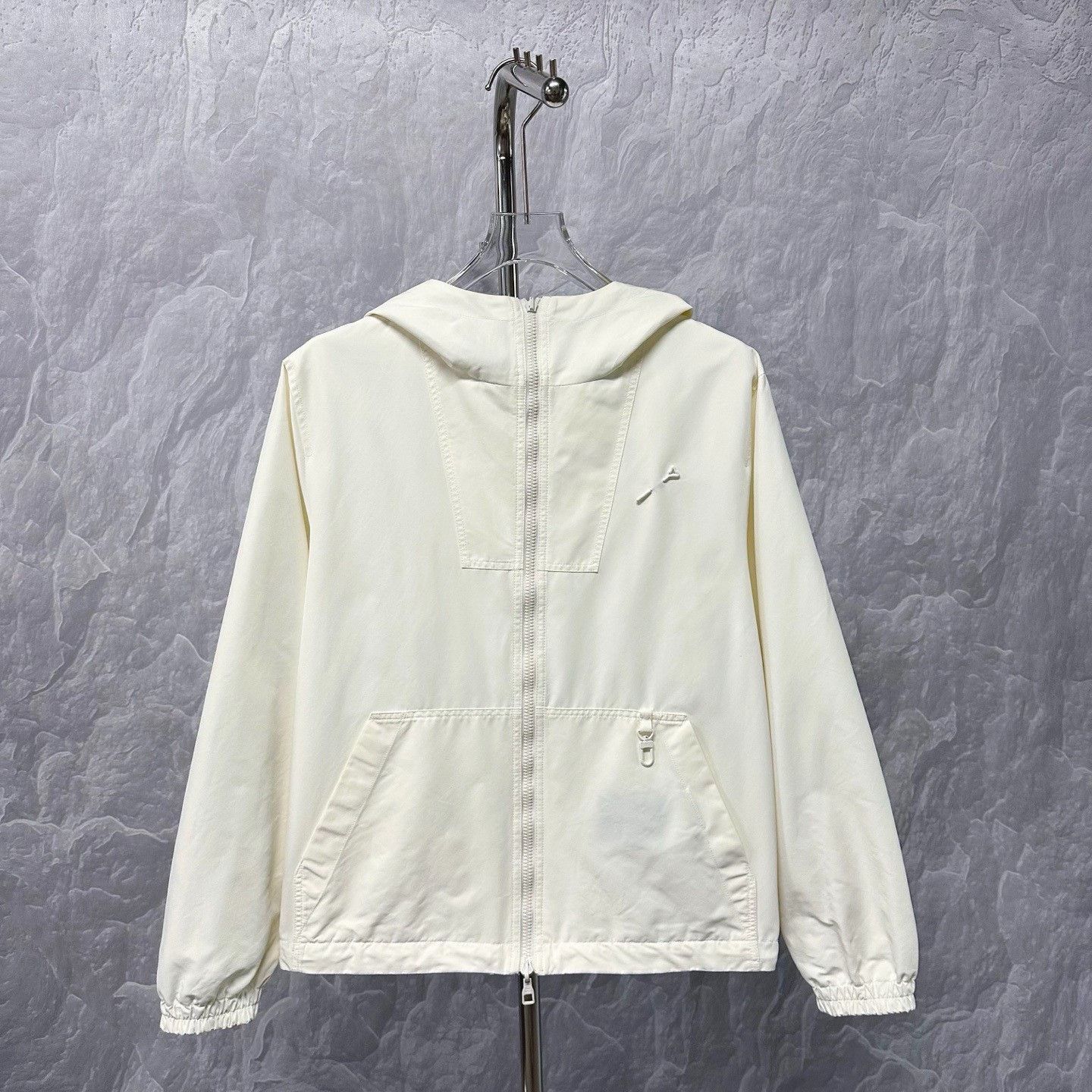 Louis Vuitton Louis Vuitton FW24 Reversible Hooded Jacket Size US S / EU 44-46 / 1 - 3 Thumbnail
