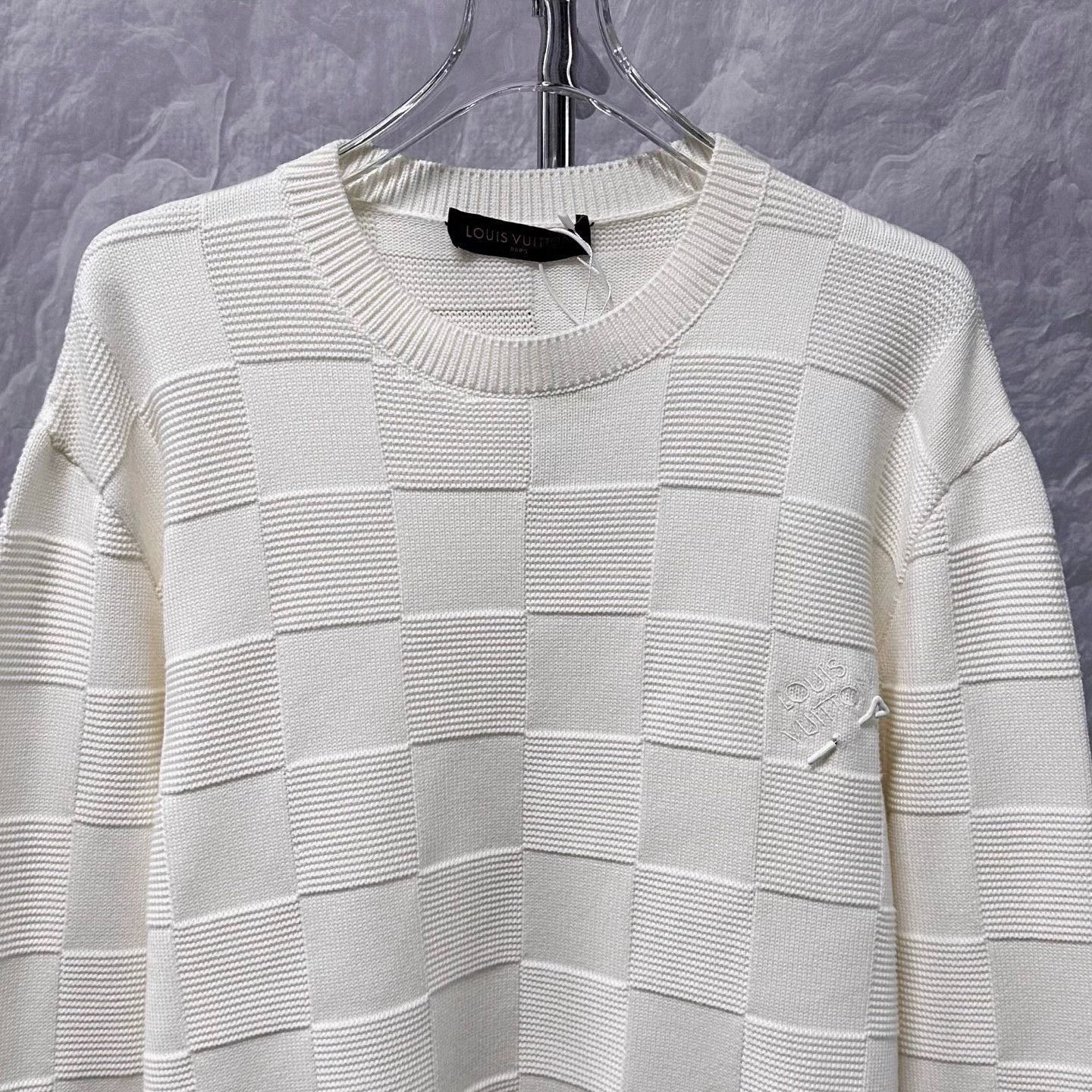 Louis Vuitton Louis Vuitton Checkerboard Pin Sweater XXL Size US XXL / EU 58 / 5 - 2 Thumbnail