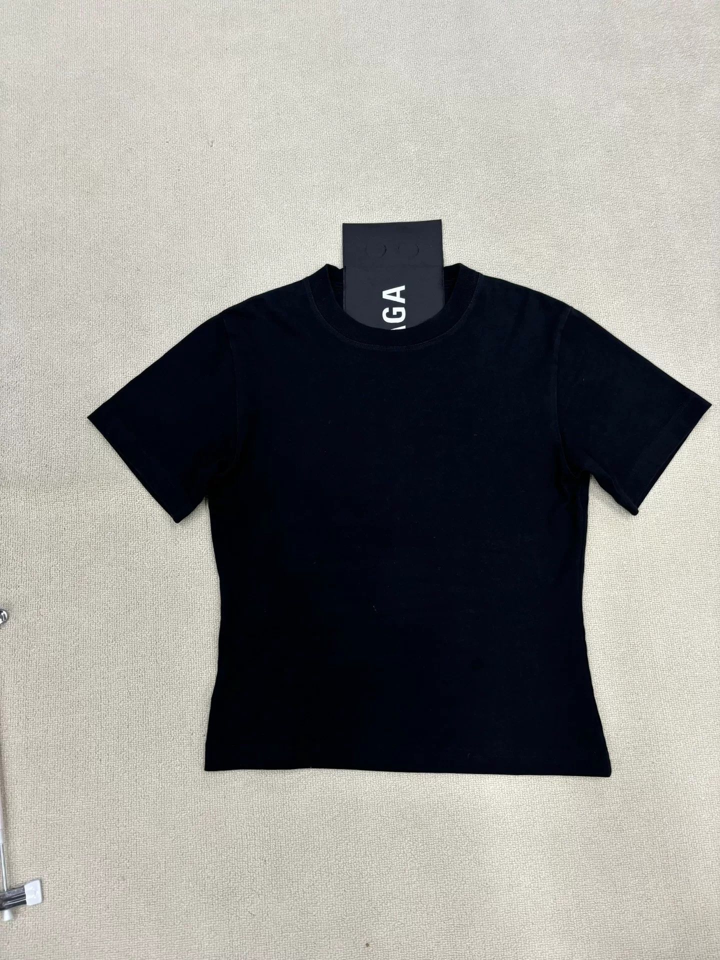 Balenciaga Balenciaga Black Back Patch Logo T-Shirt Size XS / US 0-2 / IT 36-38 - 2 Thumbnail