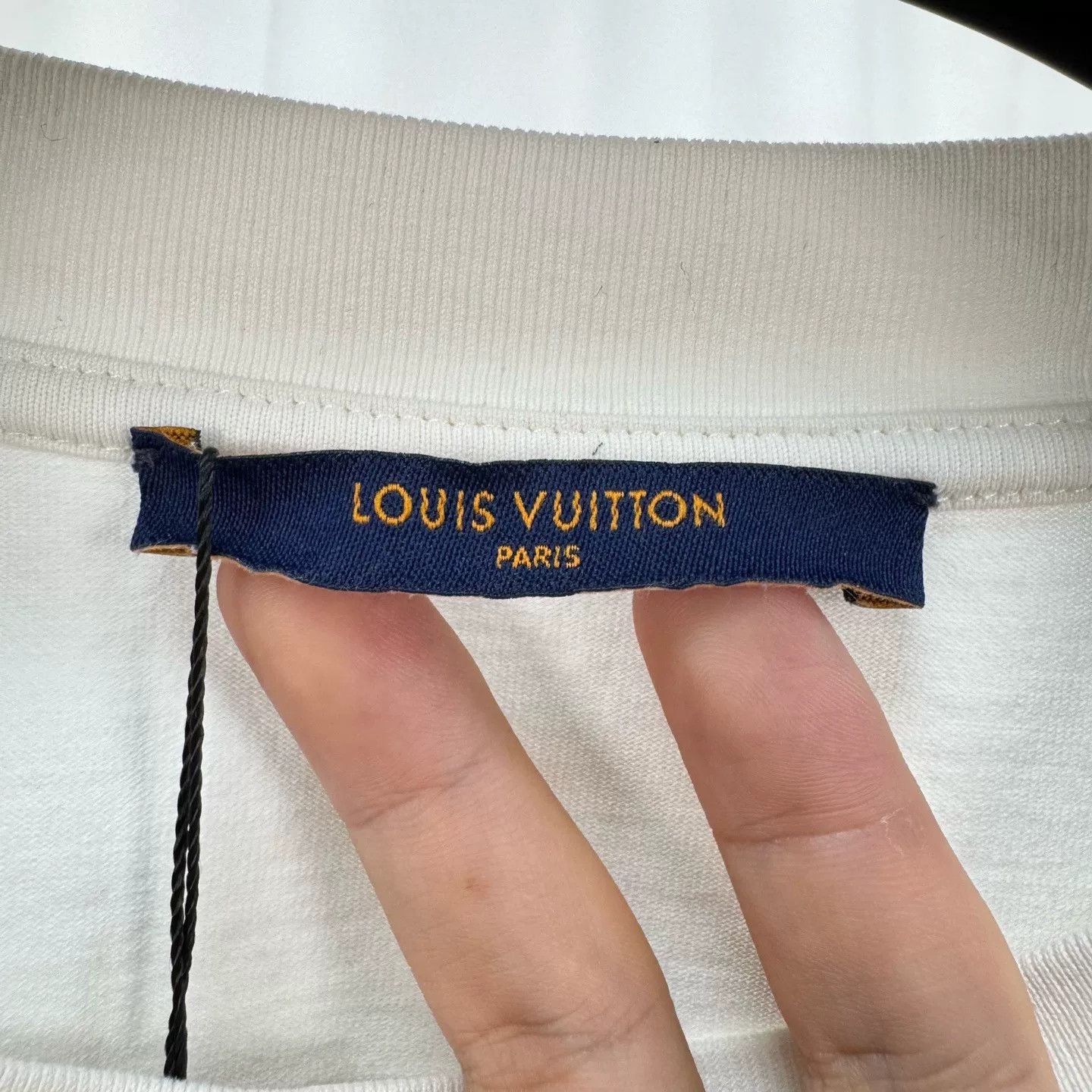 Louis Vuitton Louis Vuitton NBA Collaboration Print Tee Size US M / EU 48-50 / 2 - 5 Thumbnail