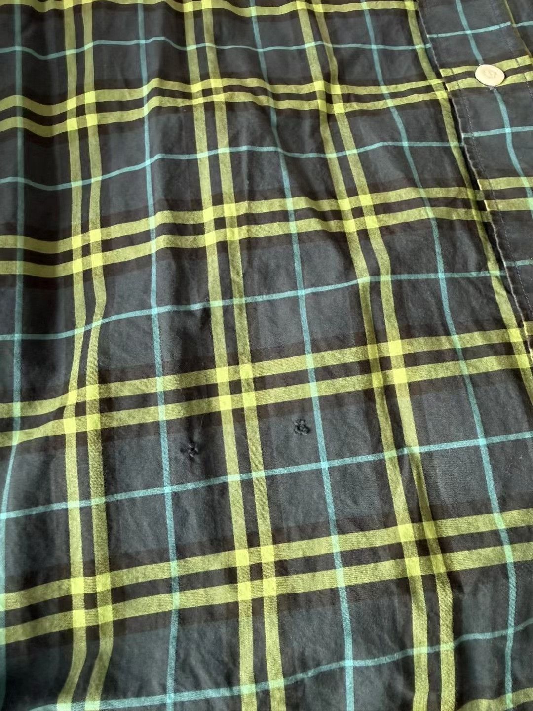 Burberry Burberry Black Green Plaid Shirt Size US M / EU 48-50 / 2 - 5 Thumbnail